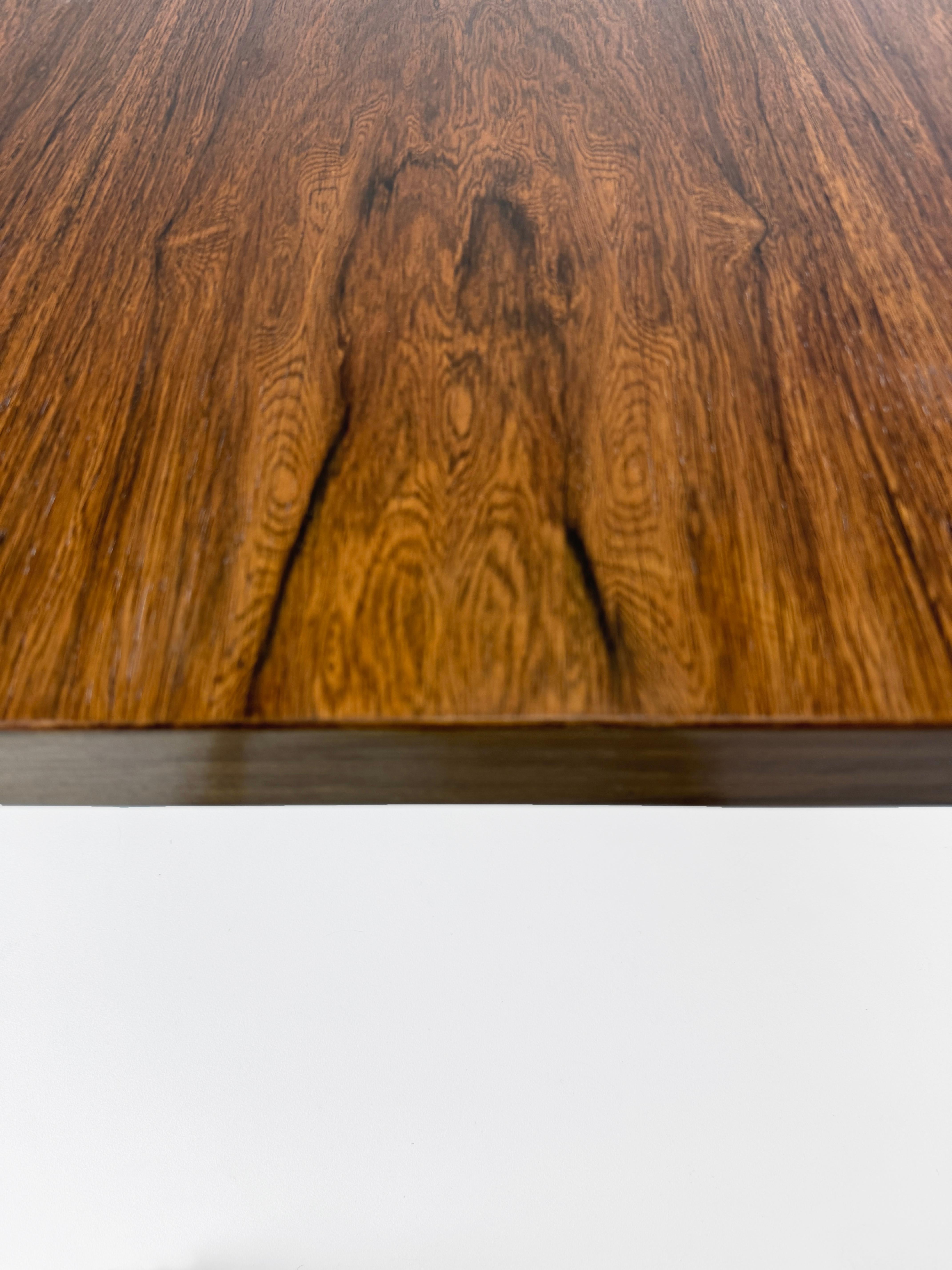 Milieu du XXe siècle Table basse en palissandre de Severin Hansen pour Haslev Mobelsnedkeri, Danemark, années 1960 en vente