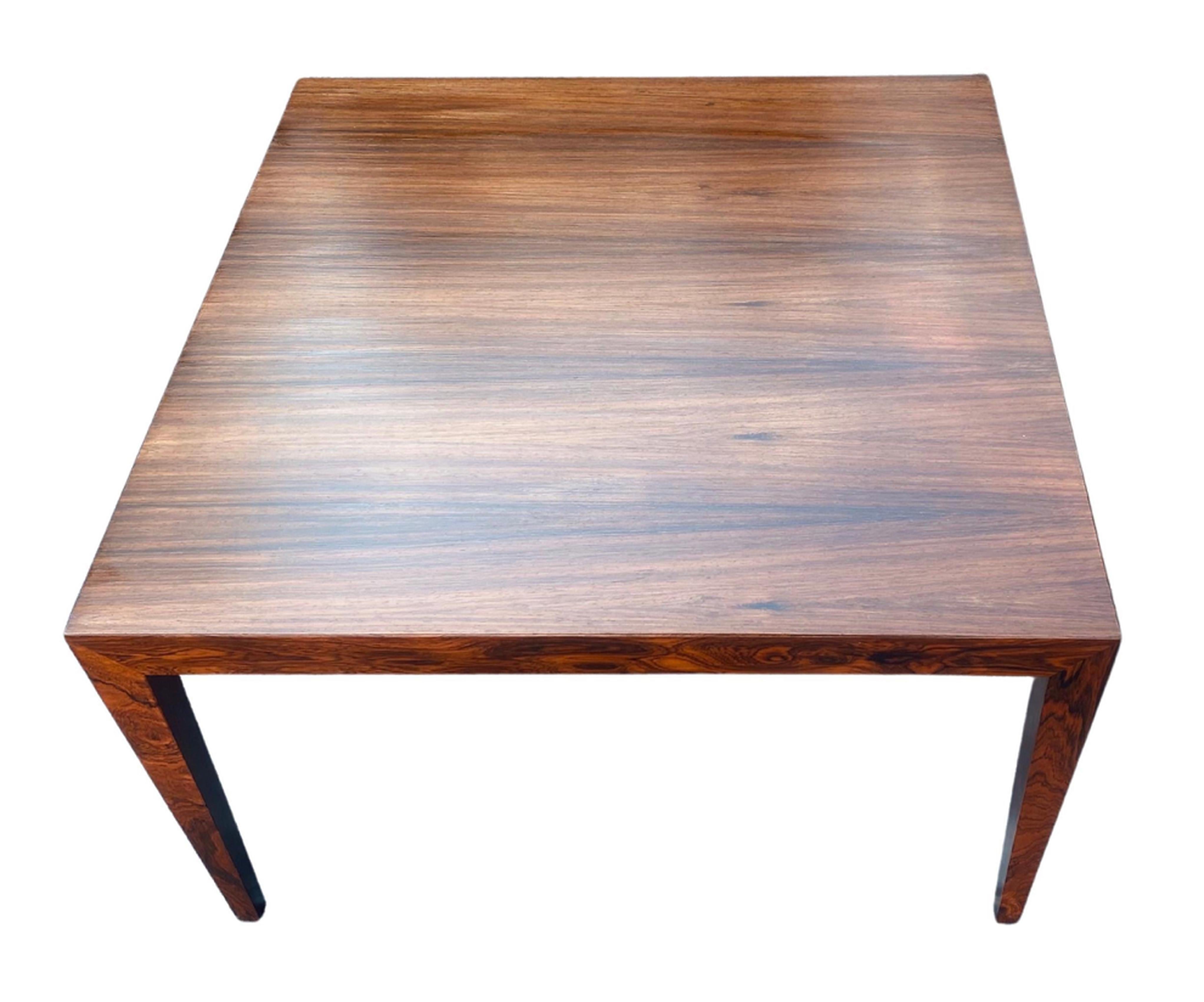 Coffee table in rosewood by legendary Danish designer Severin Hansen.

Especially the corner joints made these coffee tables famous and coveted. 

Produced by Haslev Møbelfabrikk in the 1960s.

Gently and expertly refinished to highest