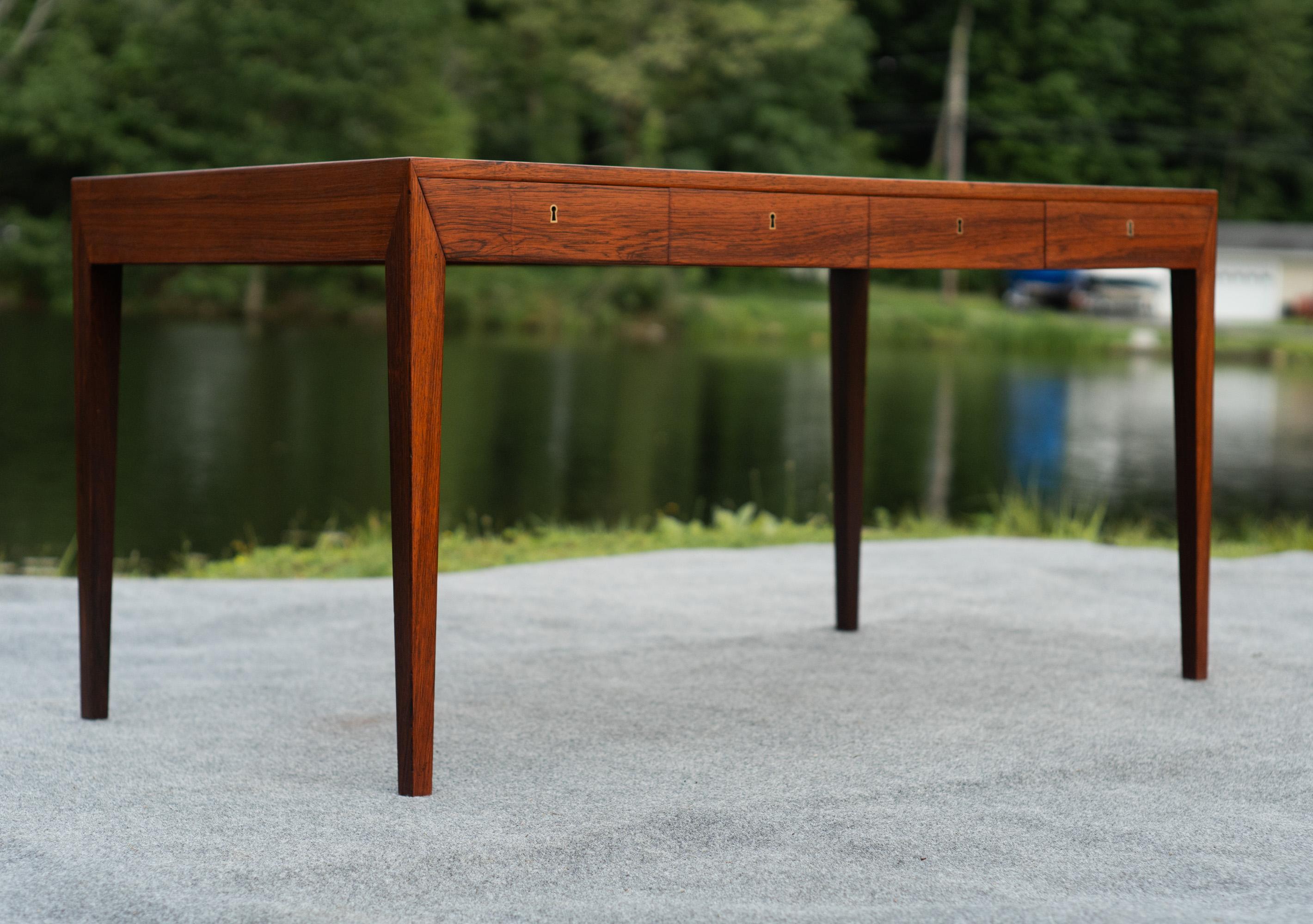 Severin Hansen für Haslevs Møbelfabrik Palisander-Schreibtisch mit 4 Schubladen, skandinavisch 1960er Jahre (Dänisch) im Angebot