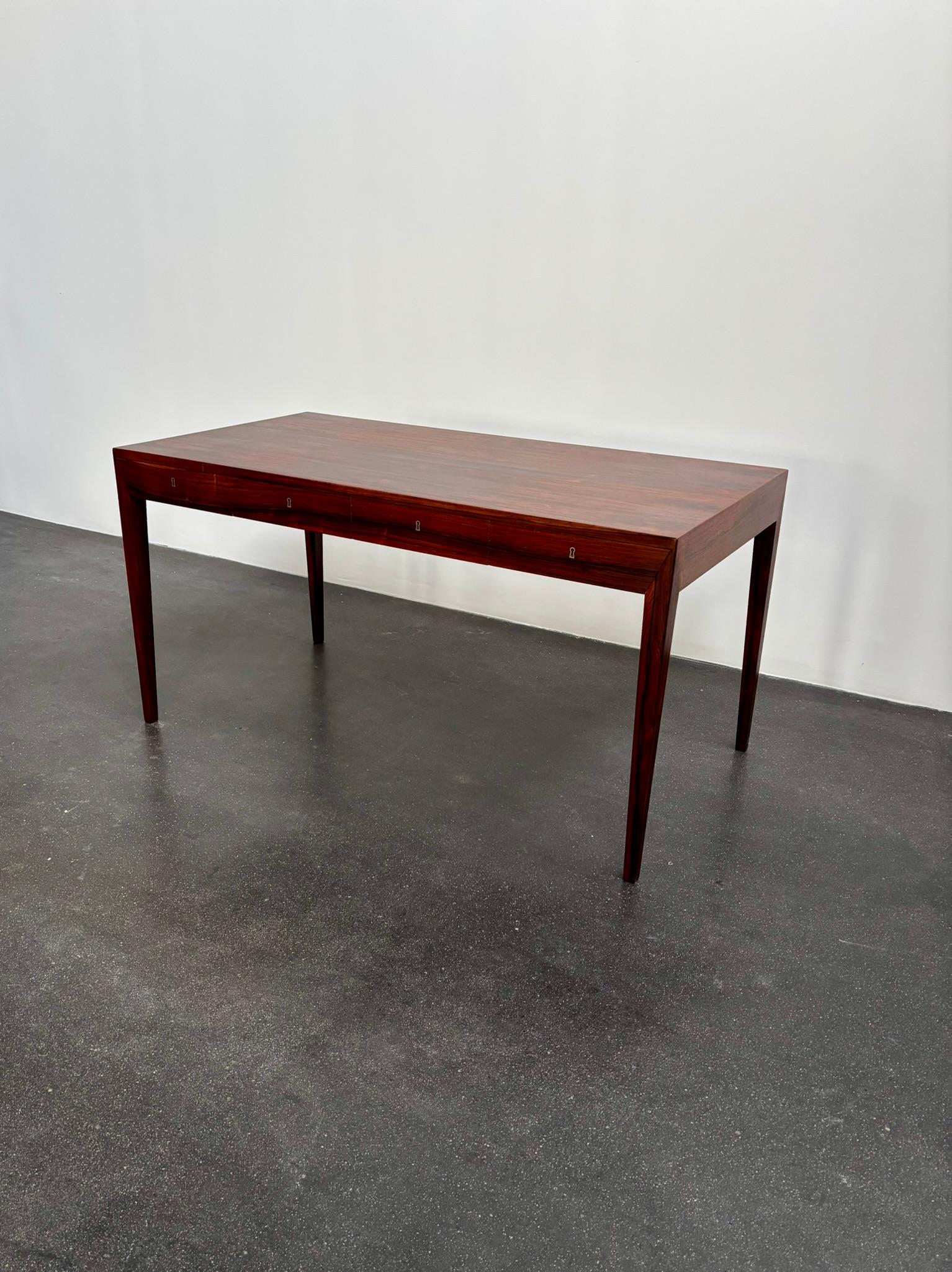 Danese Scrivania indipendente di Severin Hansen in palissandro per Haslev, anni '60 in vendita