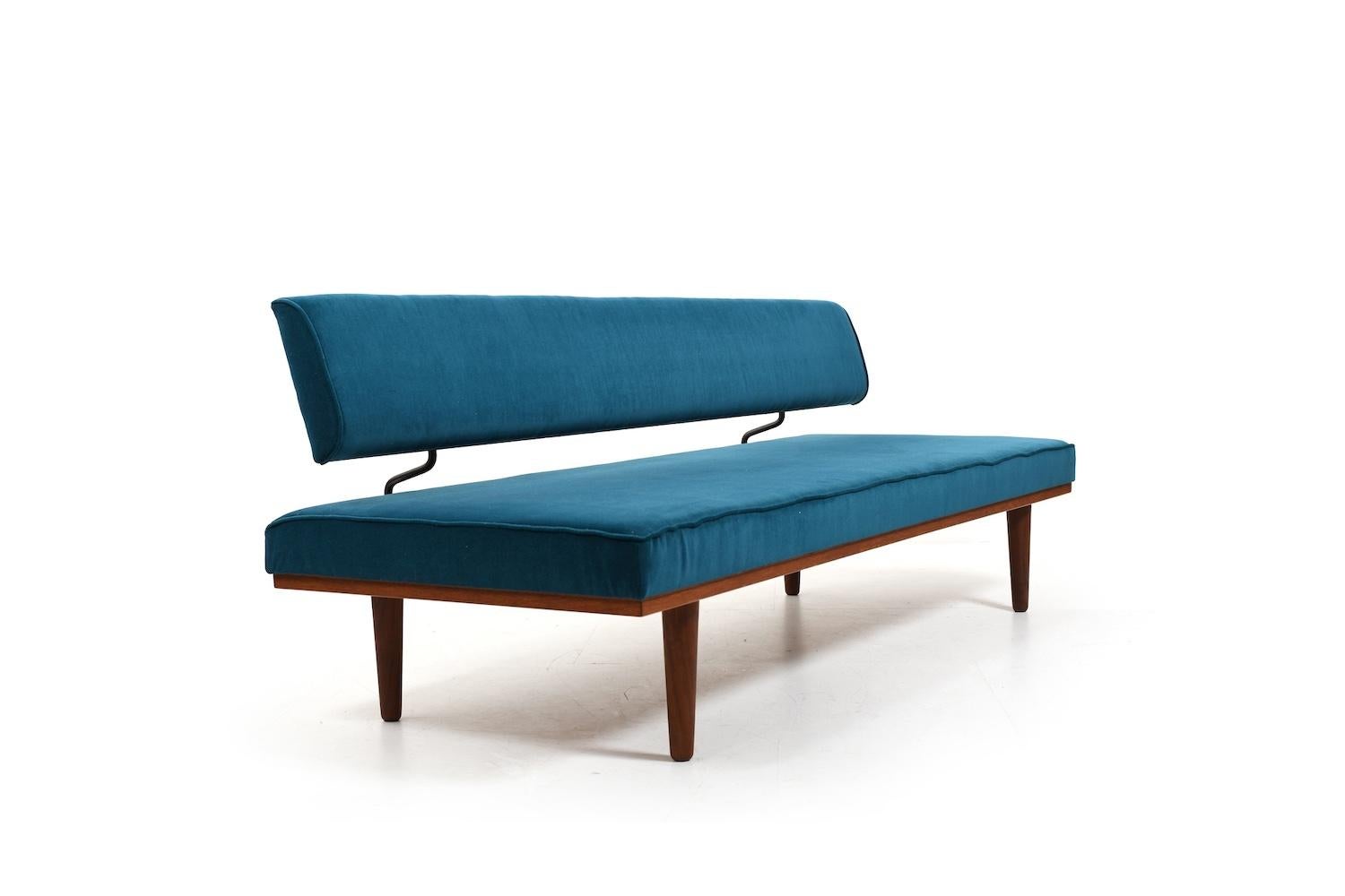 Severin Hansen Jr. Teak Daybed SH7 1957 / New Upholstered For Sale 4