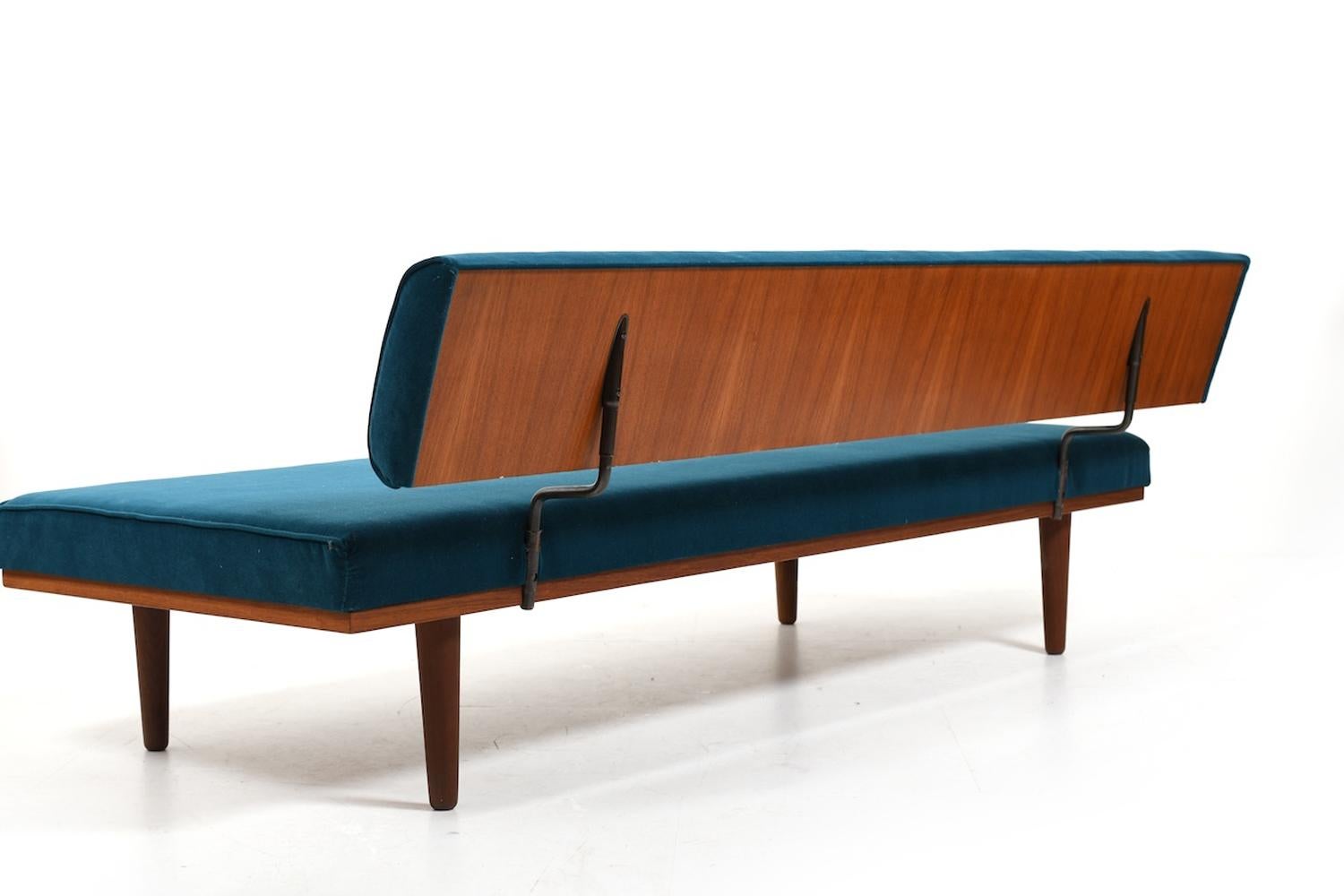 20th Century Severin Hansen Jr. Teak Daybed SH7 1957 / New Upholstered For Sale