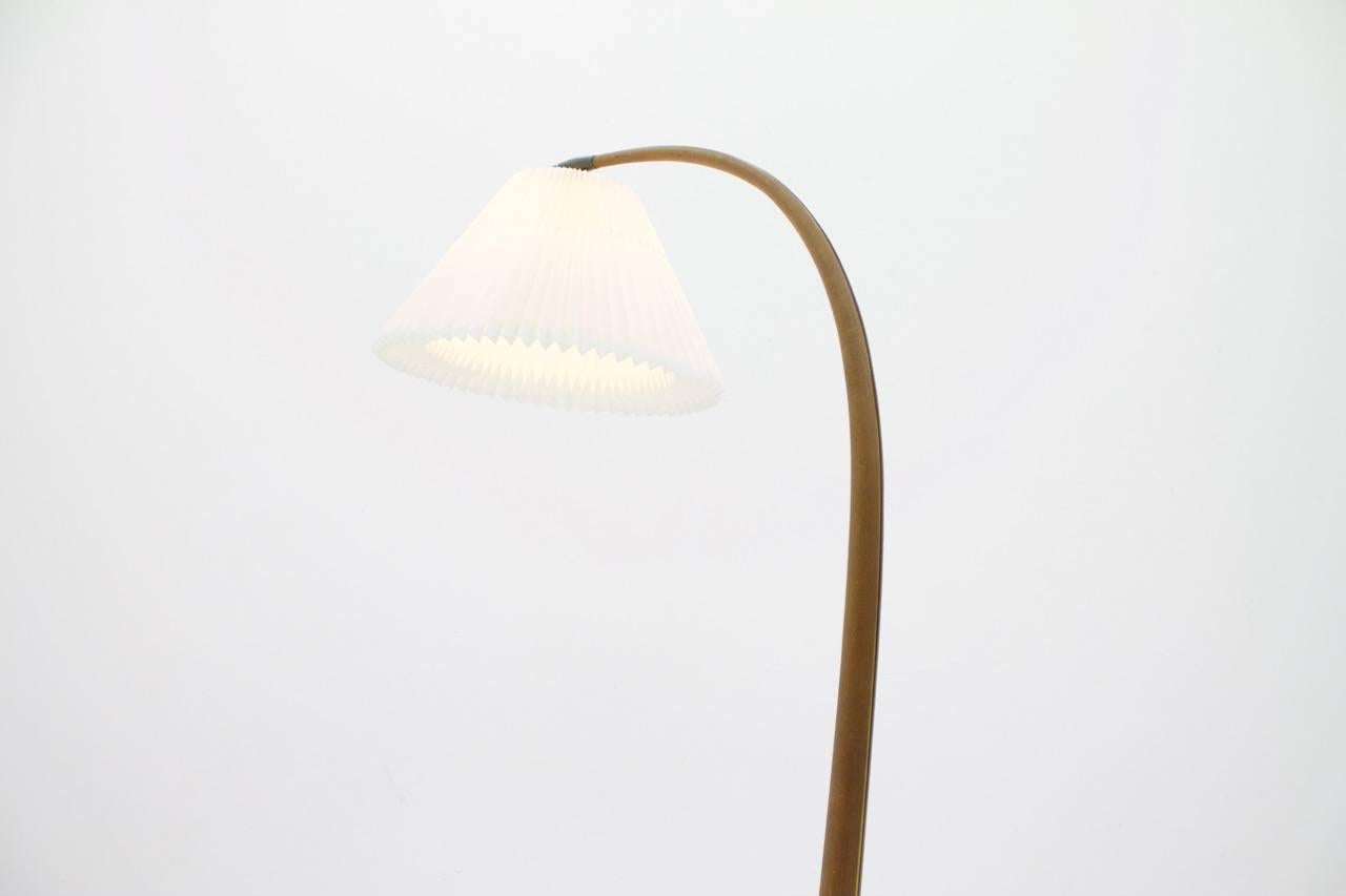 Scandinavian Modern Severin Hansen Jr. Teak Floor Lamp 'Bridge' Denmark 1950s