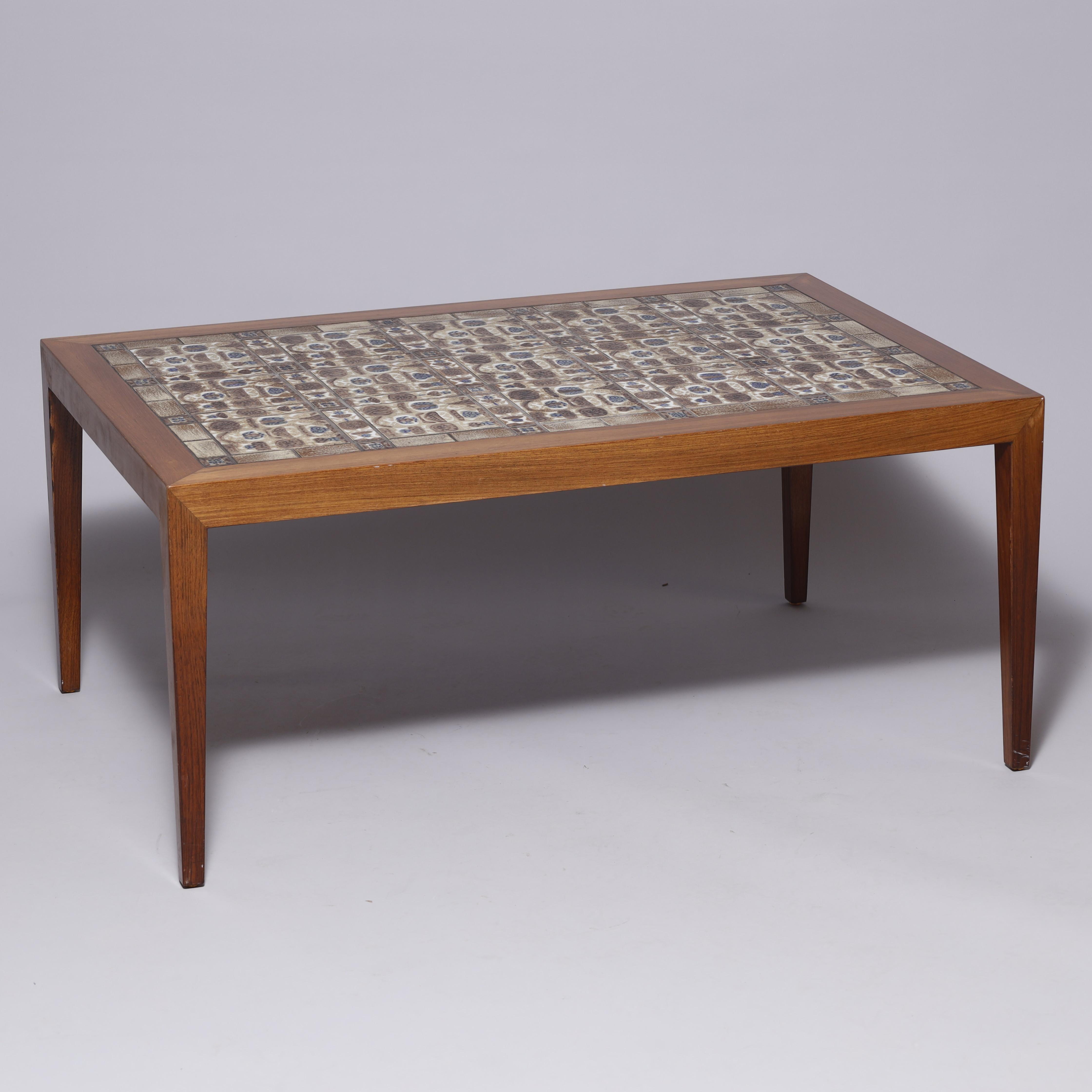 Table basse SEVERIN HANSEN par Haslev Mobelfabrik et Royal Copenhagen Danemark 1960 en vente 5