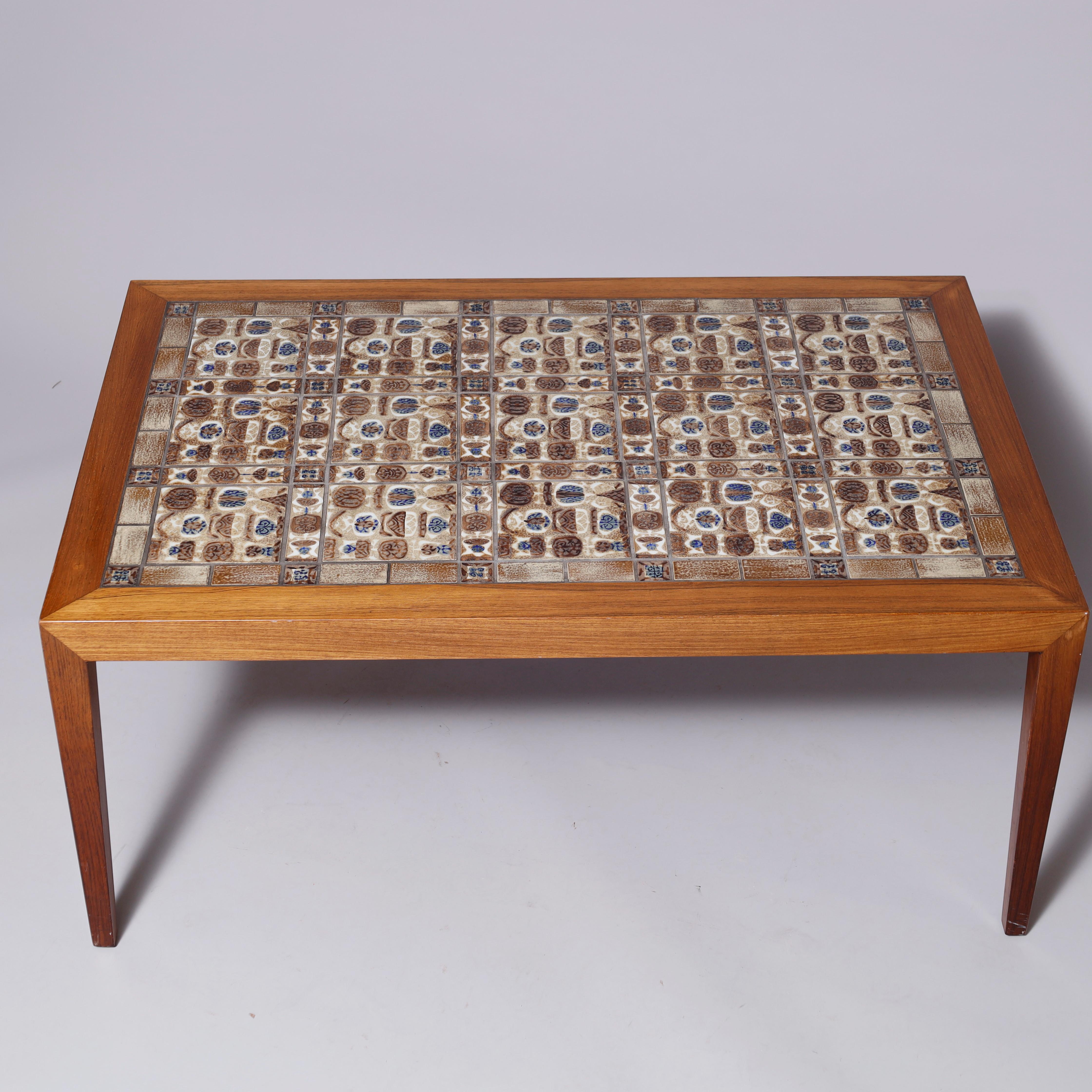 Table basse SEVERIN HANSEN par Haslev Mobelfabrik et Royal Copenhagen Danemark 1960 en vente 2