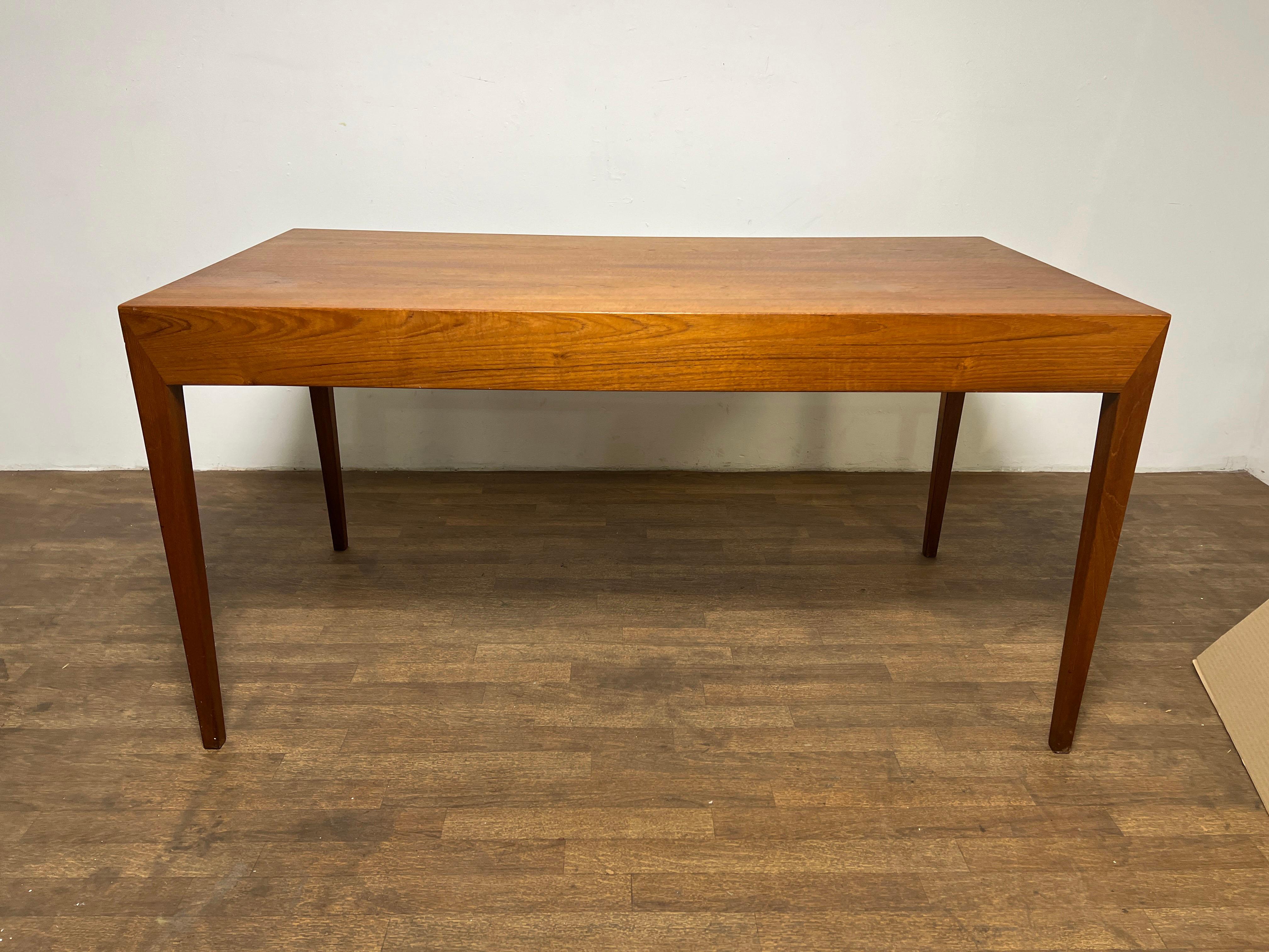 Severin Hansen Modell 36 Teakholz-Schreibtisch für Haslev, Dänemark, CIRCA 1950er Jahre im Angebot 4