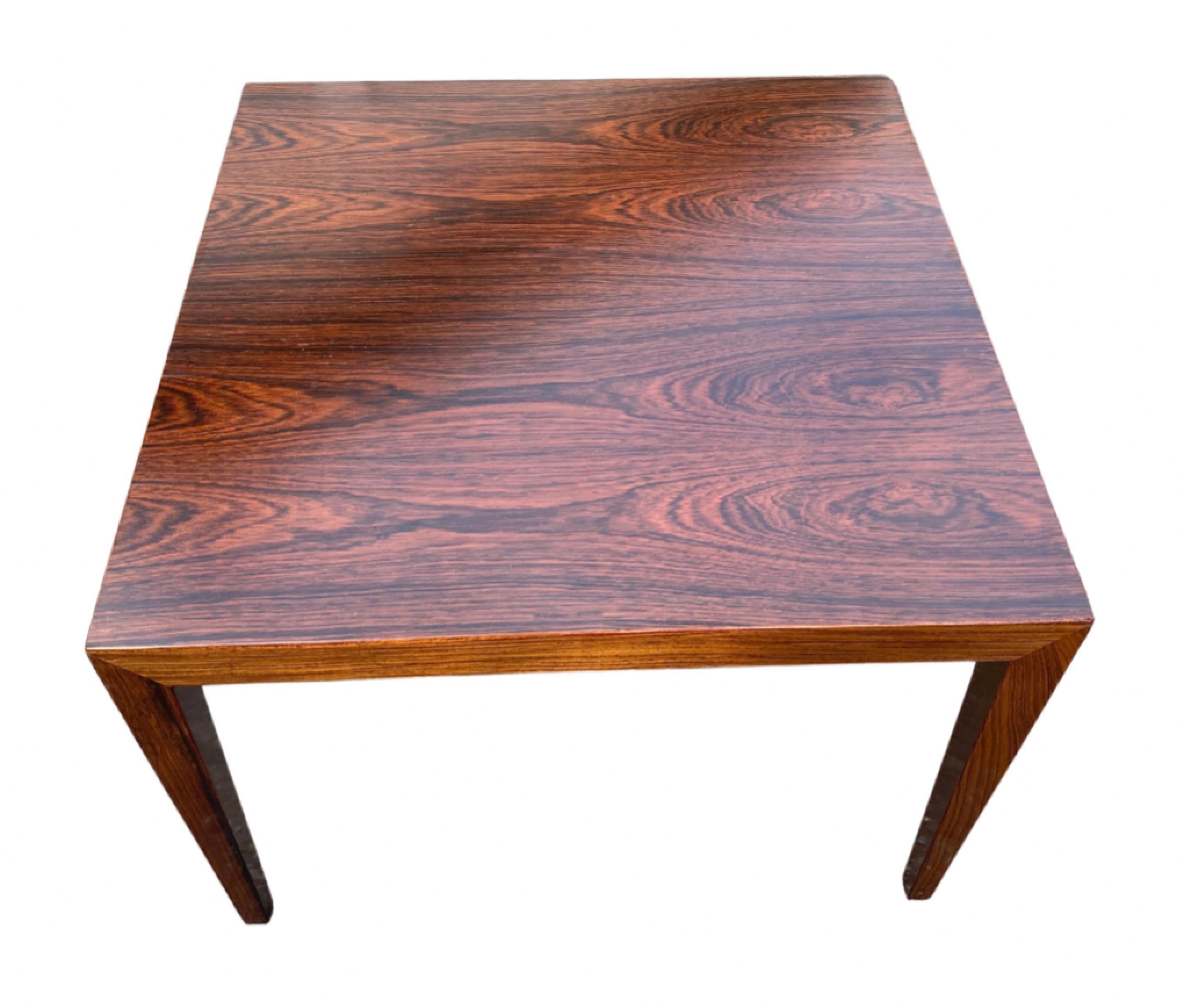 Coffee table in rosewood by legendary Danish designer Severin Hansen.

Especially the corner joints made these coffee tables famous and coveted. 

Produced by Haslev Møbelfabrikk in the 1960s.

Gently and expertly refinished to highest