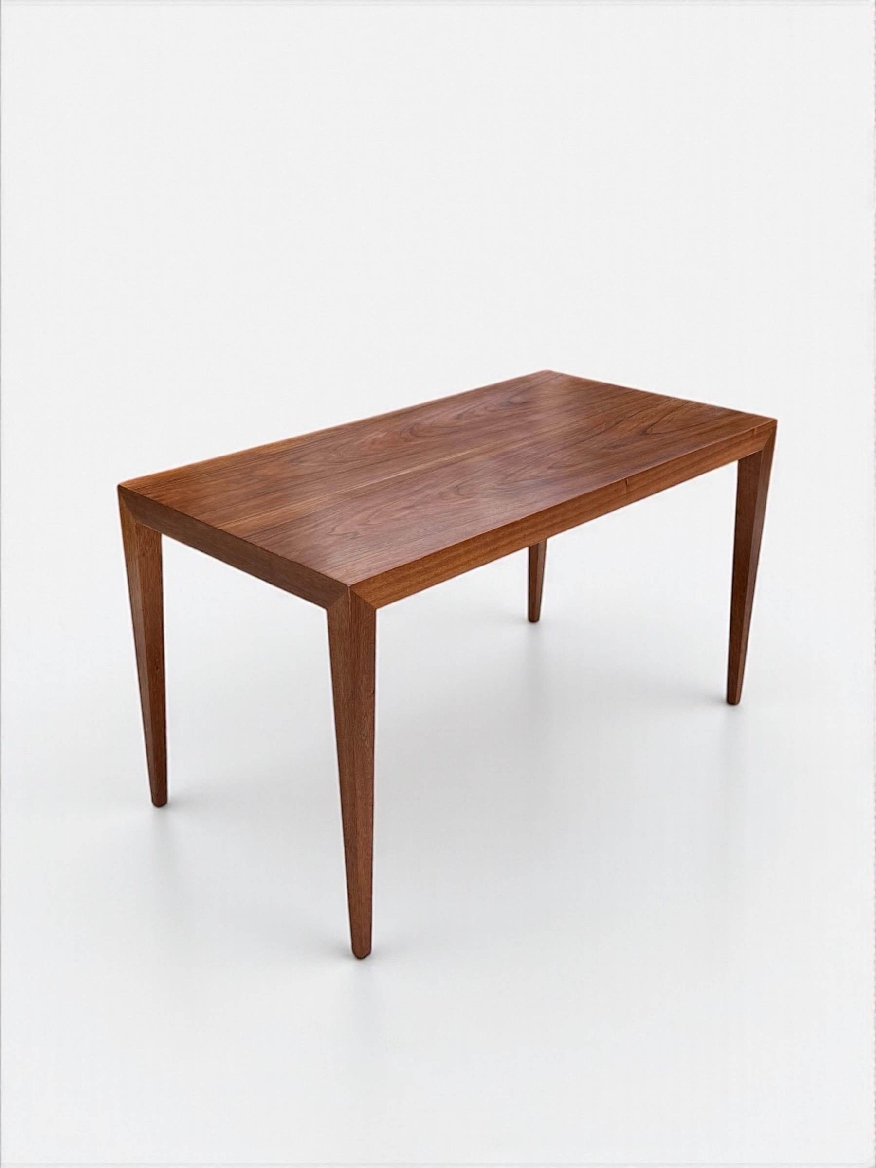 Mesa auxiliar de palisandro Severin Hansen para Haslev Mobelfabrik, Dinamarca Años 60 Carpintería en venta