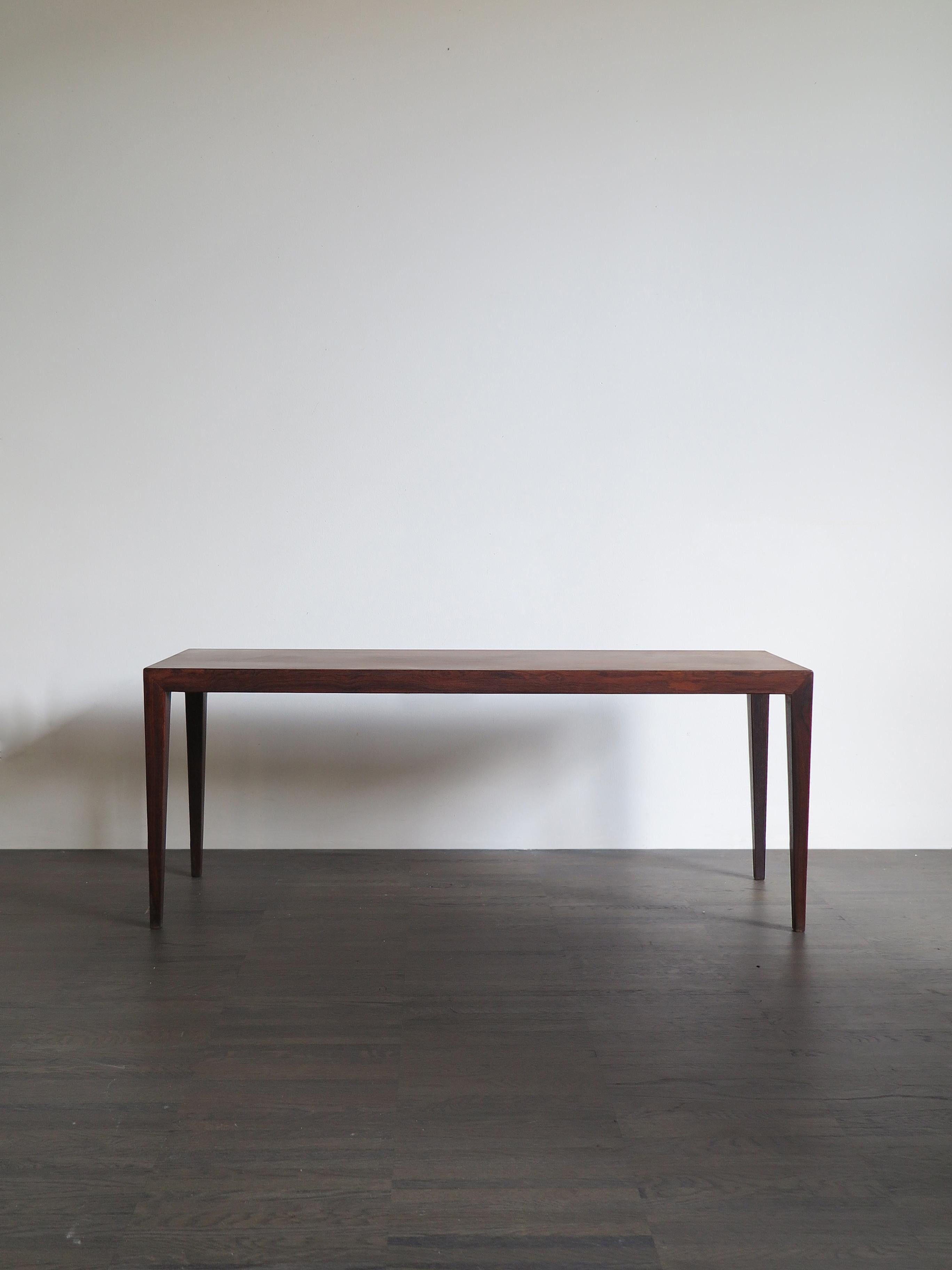 Scandinavian dark wood coffee table console designed by Danish designer Severin Hansen and produced by Haslev Møbelsnedkeri, 1950s

Please note that the table is original of the period and this shows normal signs of age and use.