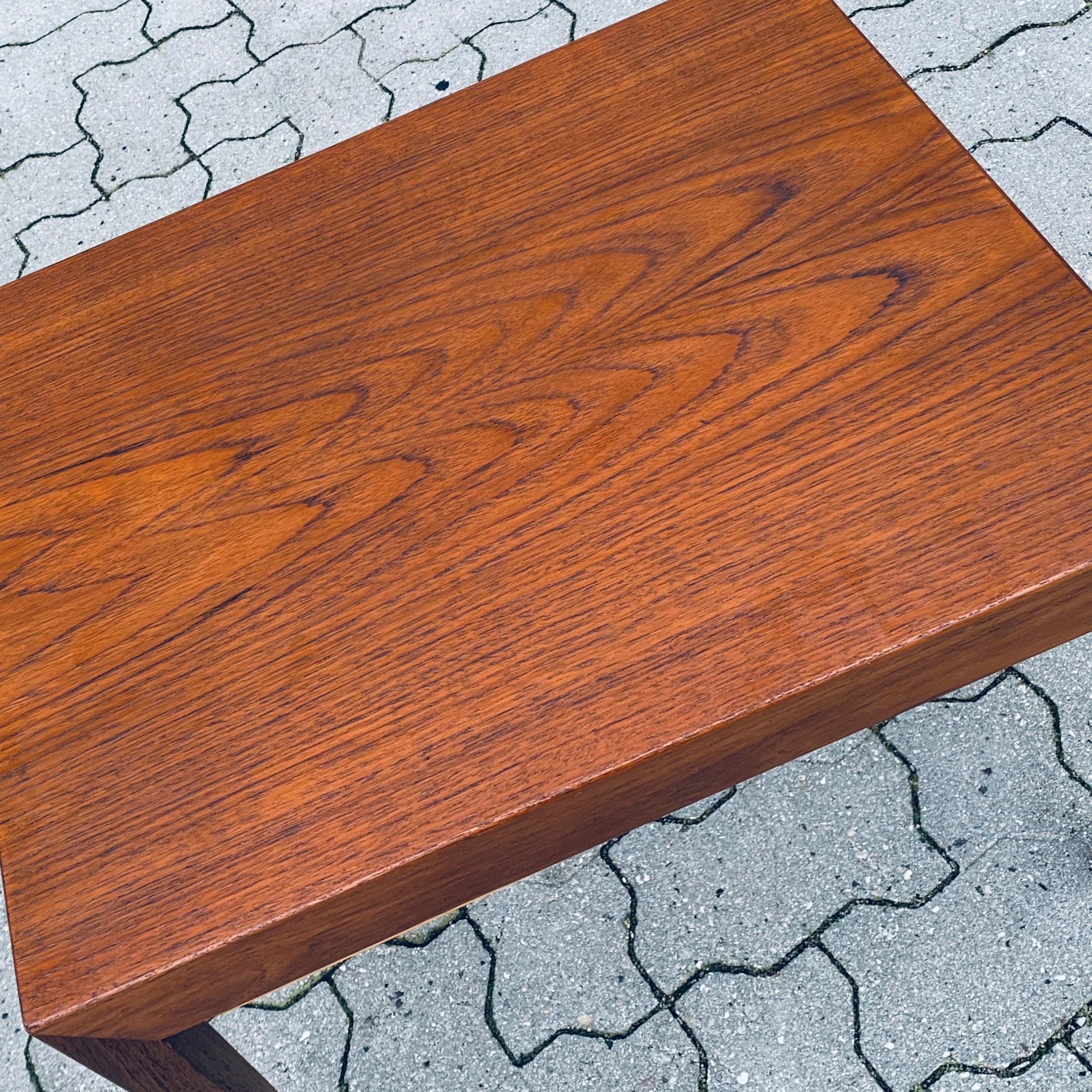 Severin Hansen Side Table by Haslev Møbelsnedkeri, Denmark, 1960s In Good Condition For Sale In Copenhagen, DK