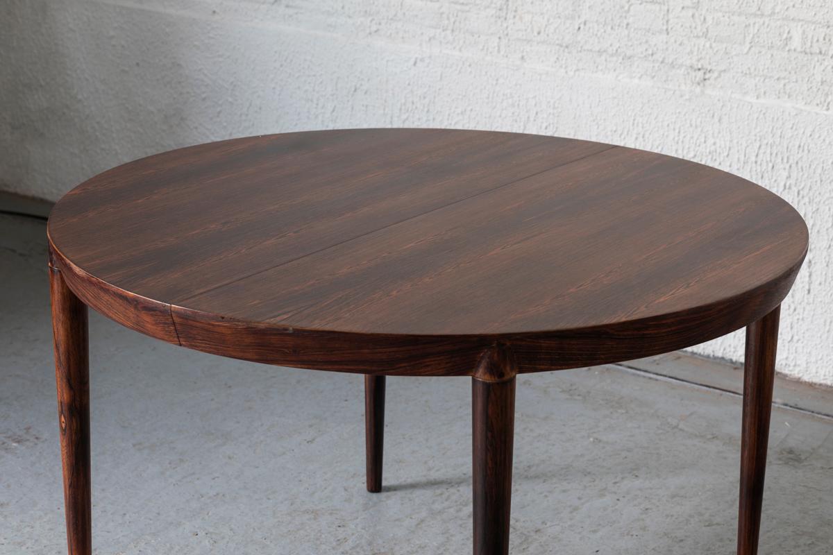 Severin Hansen XL extendable Dining Table 'Model 71' for Haslev, Denmark 1960s  In Good Condition In Antwerpen, BE