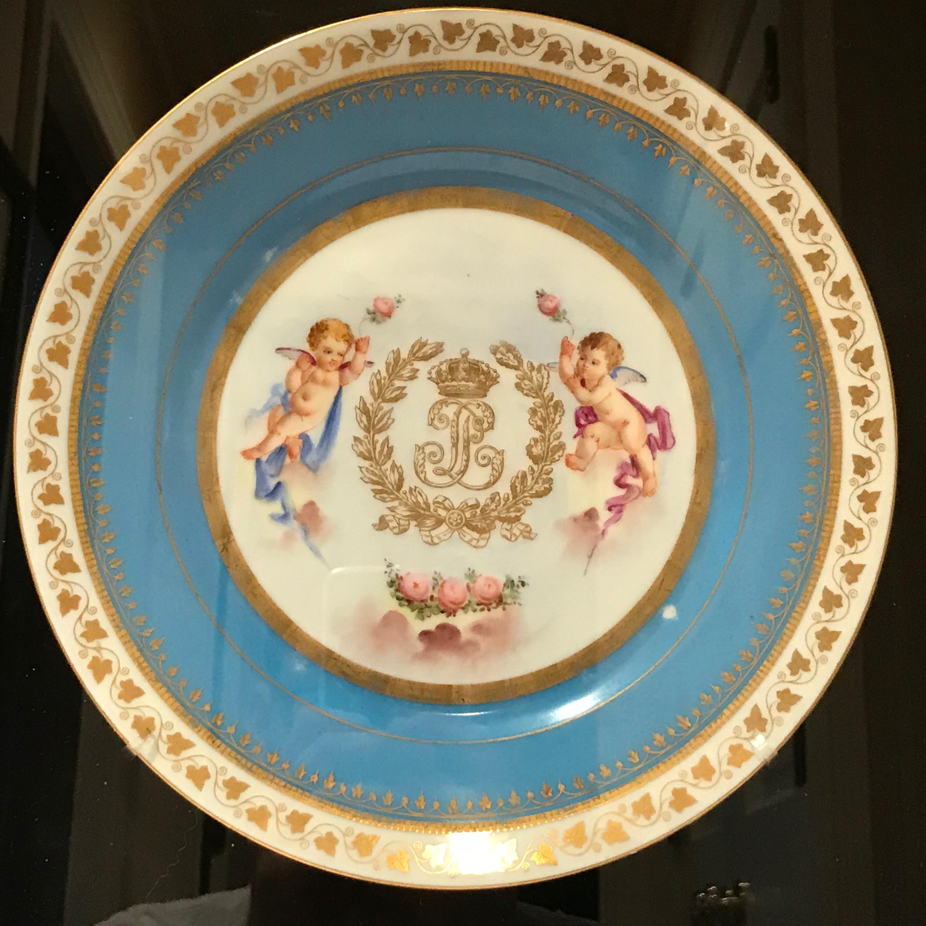 Sèvres 1844 Louis Phillippe cabinet plate, mounted in shadow box. Plate measure 9.5
