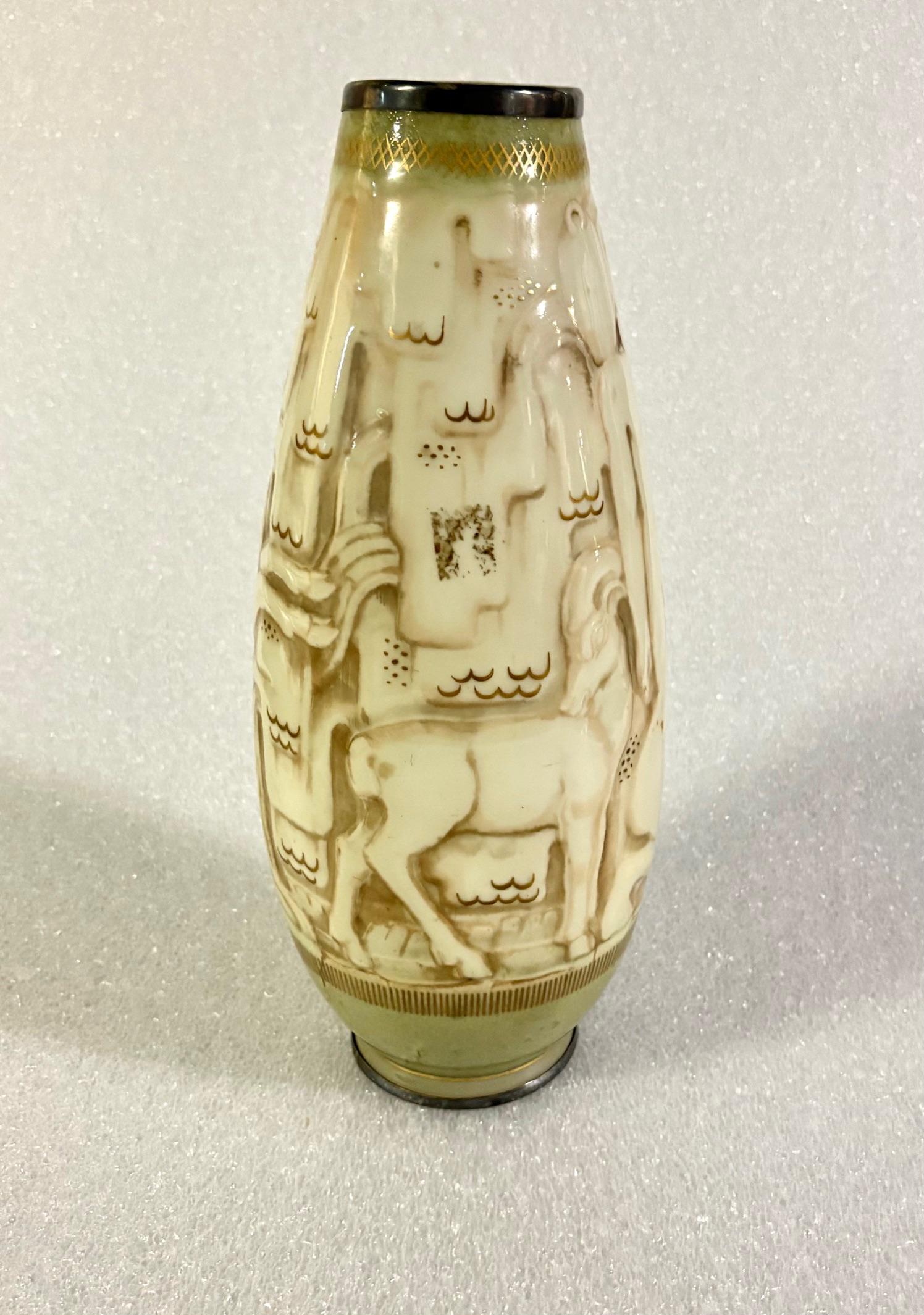Porcellana Vaso in porcellana Art Deco di Sèvres di Adrien Leduc in vendita