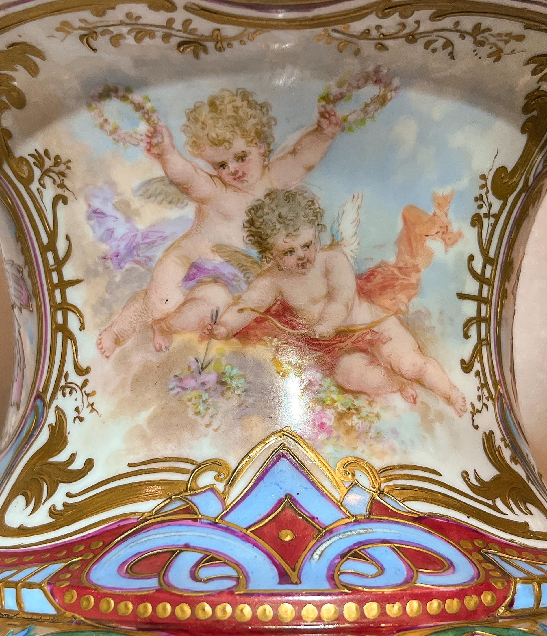 Jarrón de porcelana policromada Art Nouveau de Sèvres con esmalte iridiscente de Fuchs en venta 2
