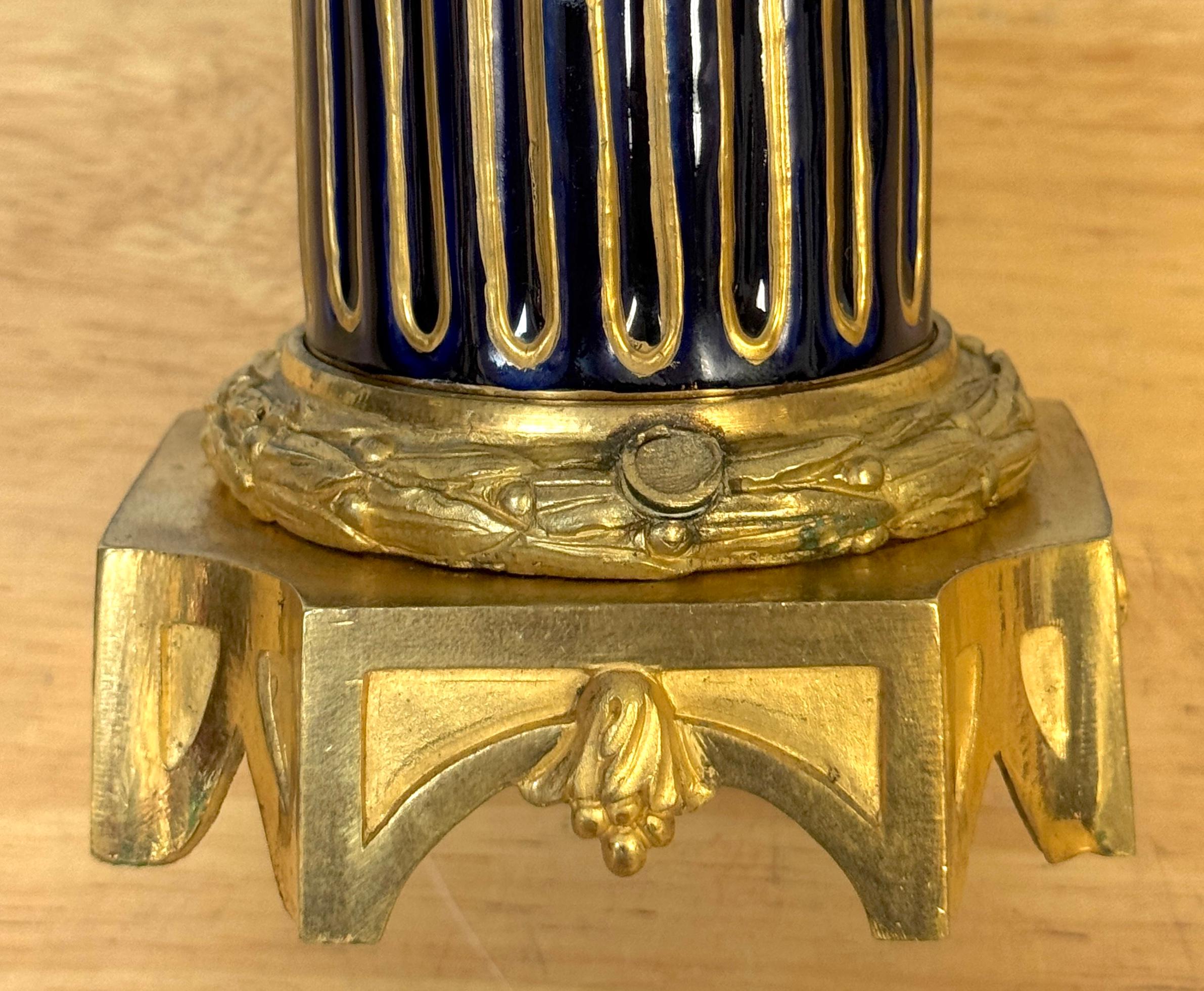 Sevres (Atrib.) Bust of Louis XVI Biscuit, Cobalt & Ormolu, Late 19th Century For Sale 7