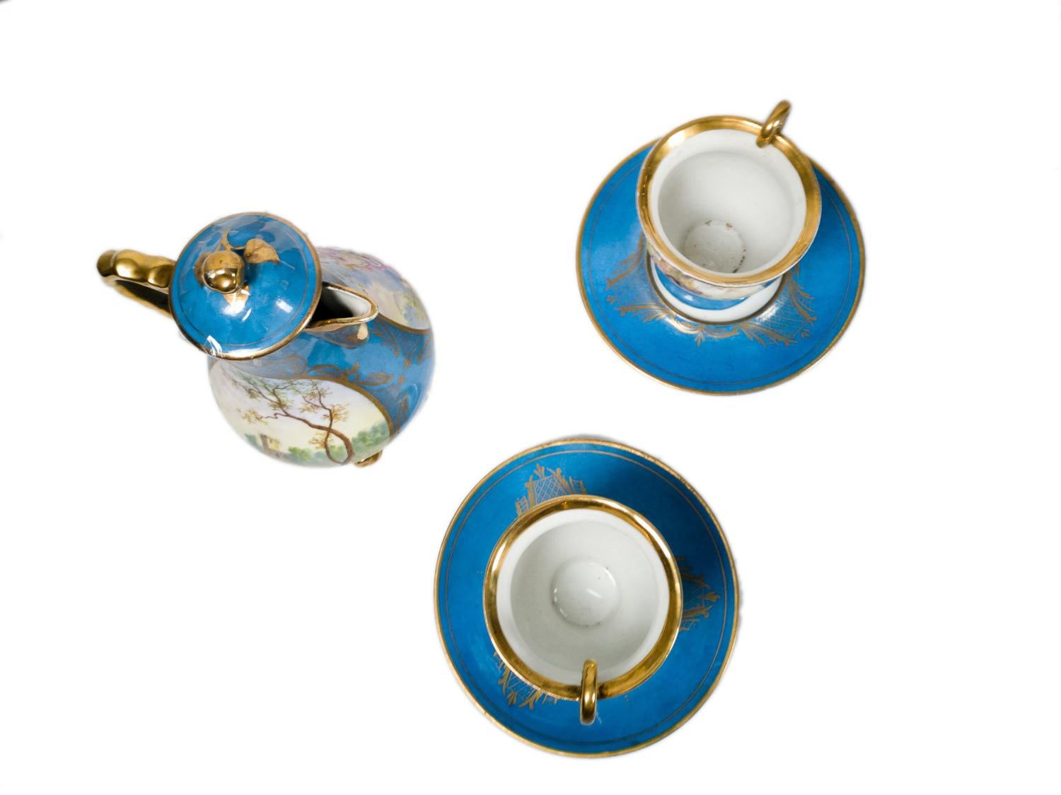 Sèvres Blue and Gold Porcelain Tea Set by Émile Grisard, 19th Century en venta 4