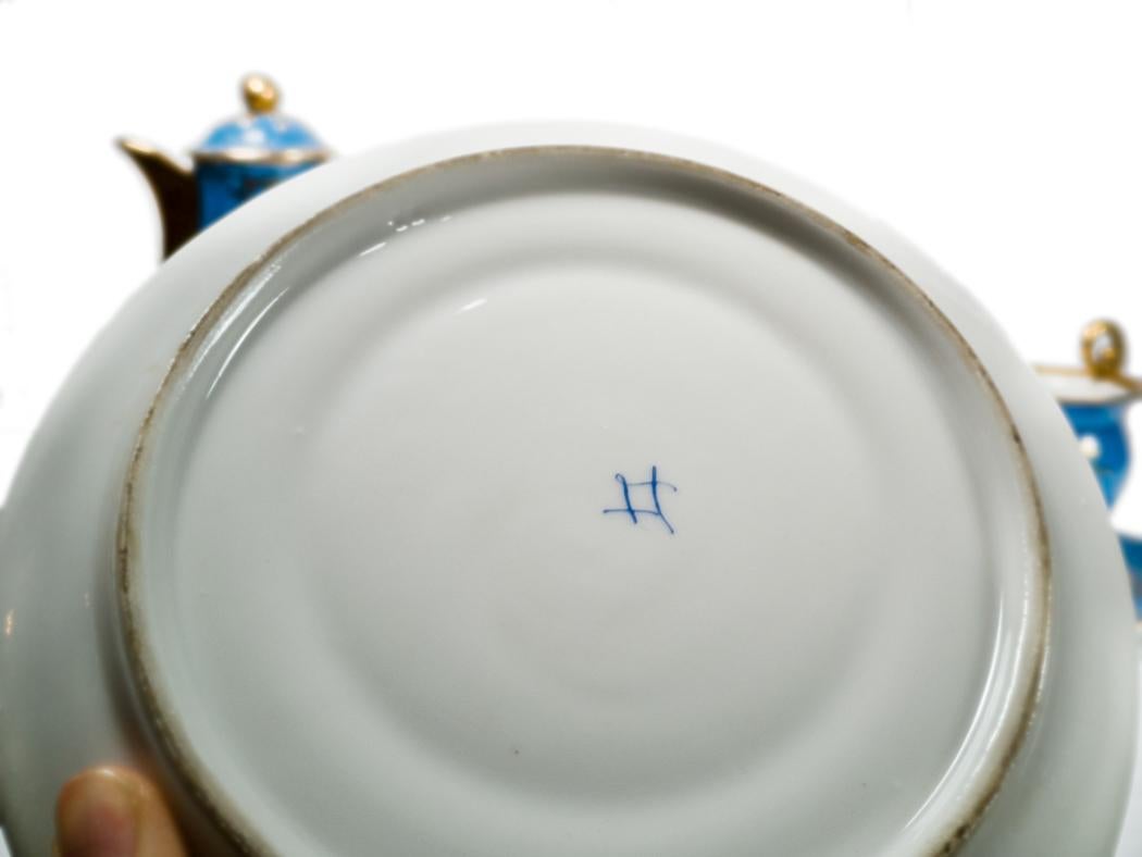 Sèvres Blue and Gold Porcelain Tea Set by Émile Grisard, 19th Century Porcelana en venta