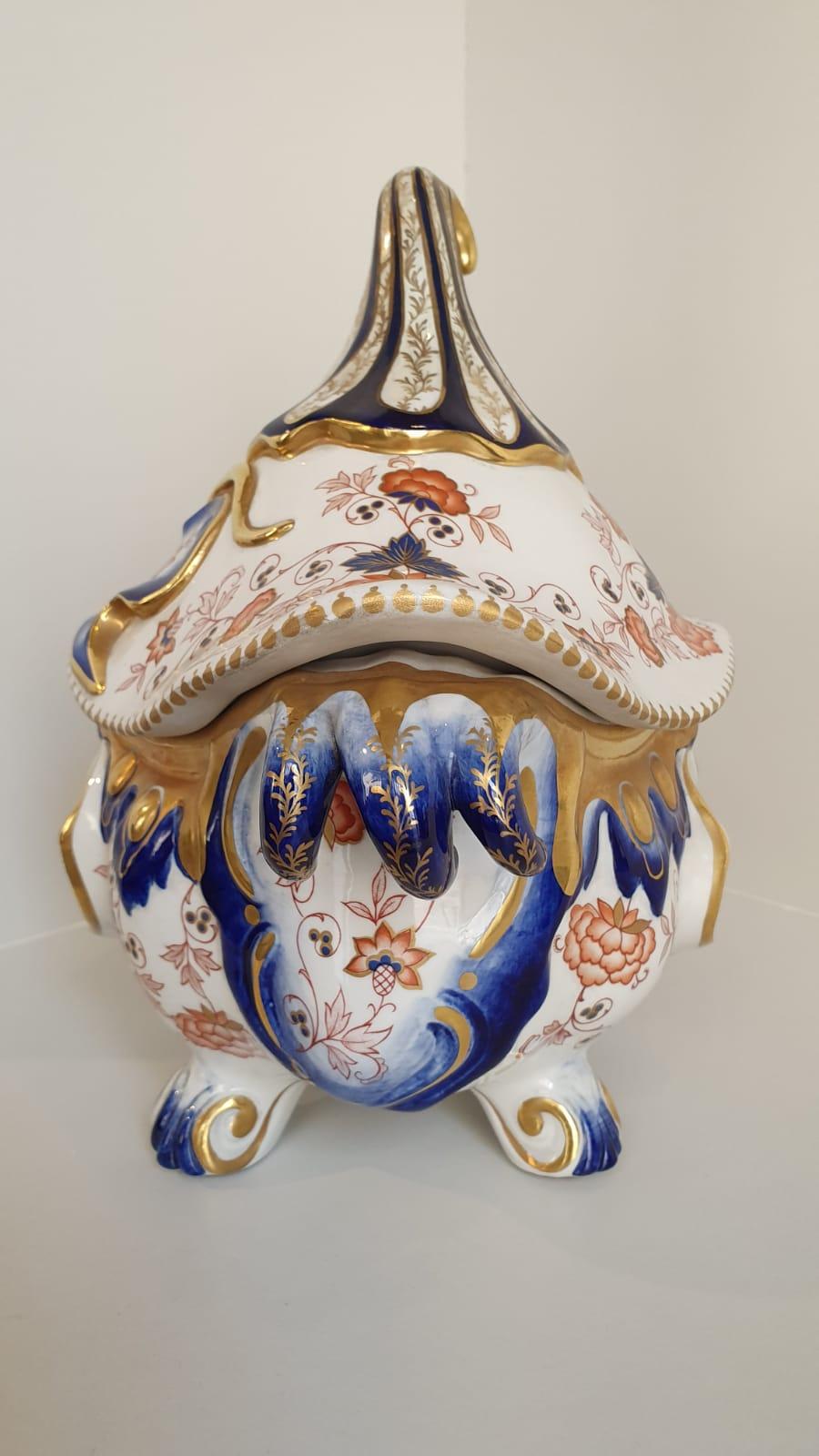 Sevres Blue Porcelain Centerpiece Soup Tureen Hand Painted, 1970 In Good Condition For Sale In Monza, IT