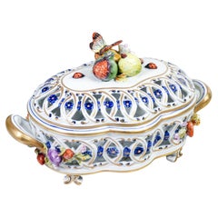 Sèvres Ceramic Centerpiece Box, Modeled and Painted Entirely by Hand, France