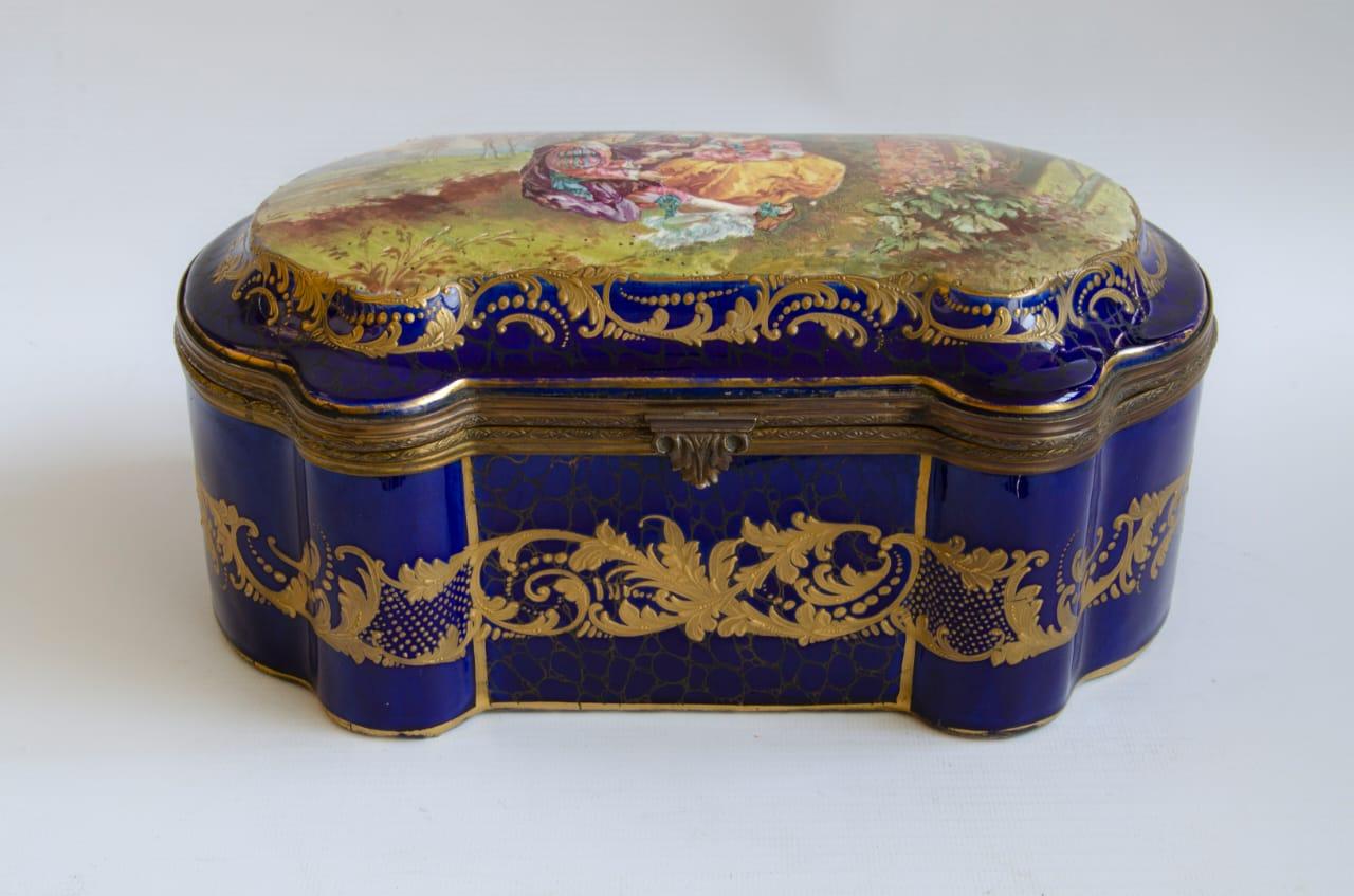 French Sevres Ceramica chest Rococo style 19th century 1870 hand painted For Sale