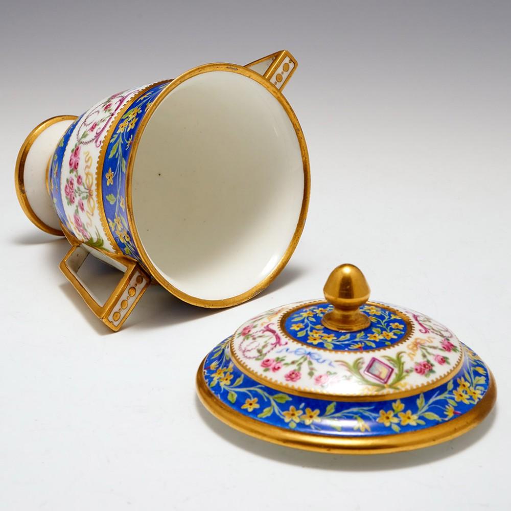 Sèvres Double Handled Cup, Cover and Stand, 1791 For Sale 3