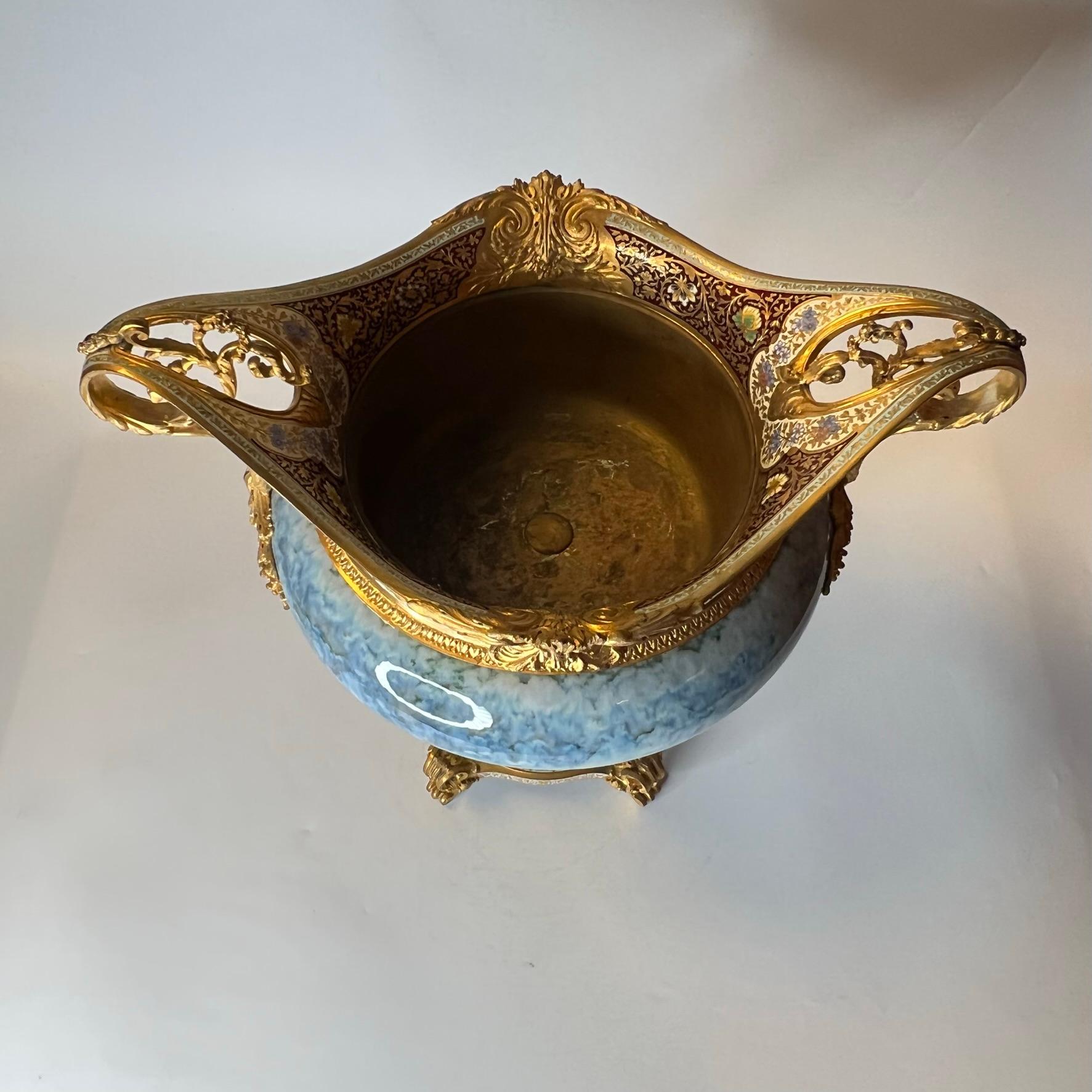 Sevres Schale aus blau glasierter und Champleve-Emaille-Bronze in Sevres-Eierschale im Angebot 8
