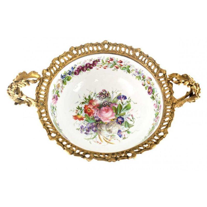 Sevres French Porcelain Centerpiece Bowl Hand Painted Figural, Late 19th Century In Good Condition In Gardena, CA