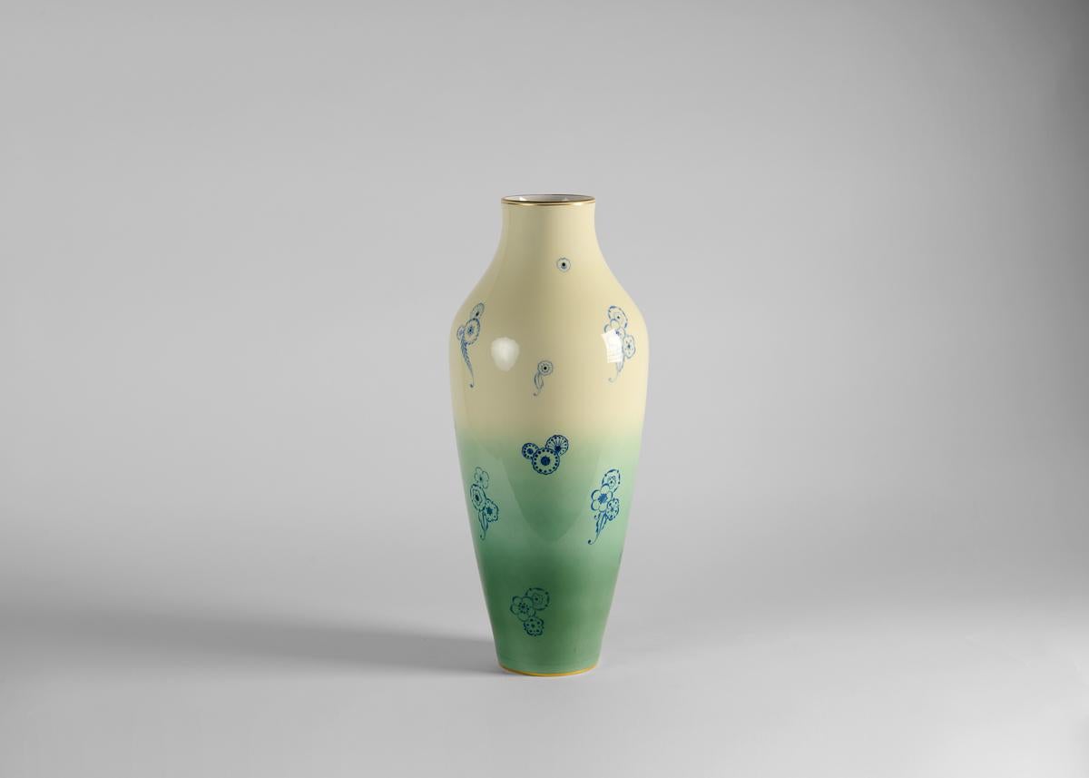 Sèvres, grand vase en porcelaine Art déco, France, 1924 Bon état - En vente à New York, NY