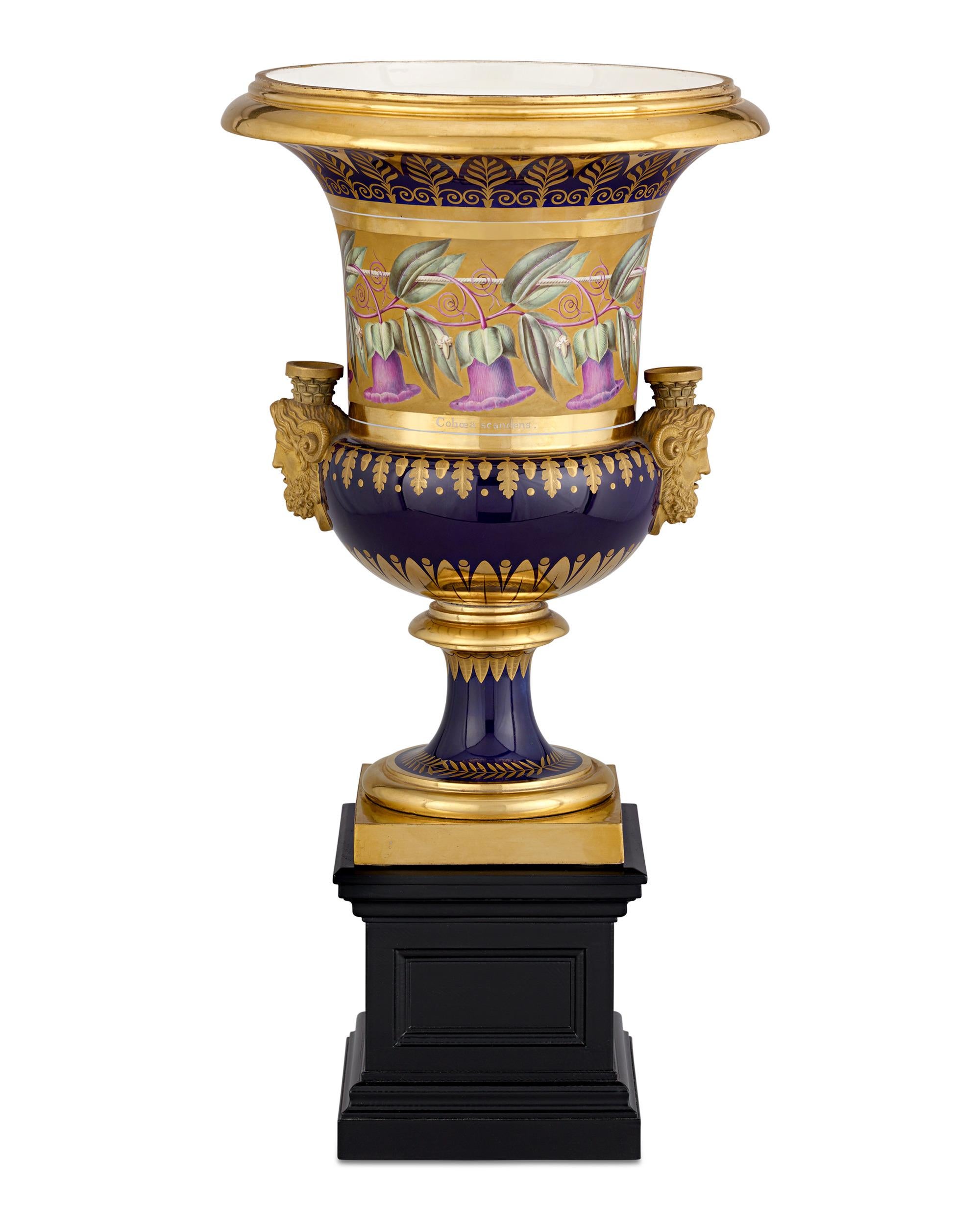 Francese Vasi Médicis di Sèvres commissionati da Napoleone per Talleyrand in vendita