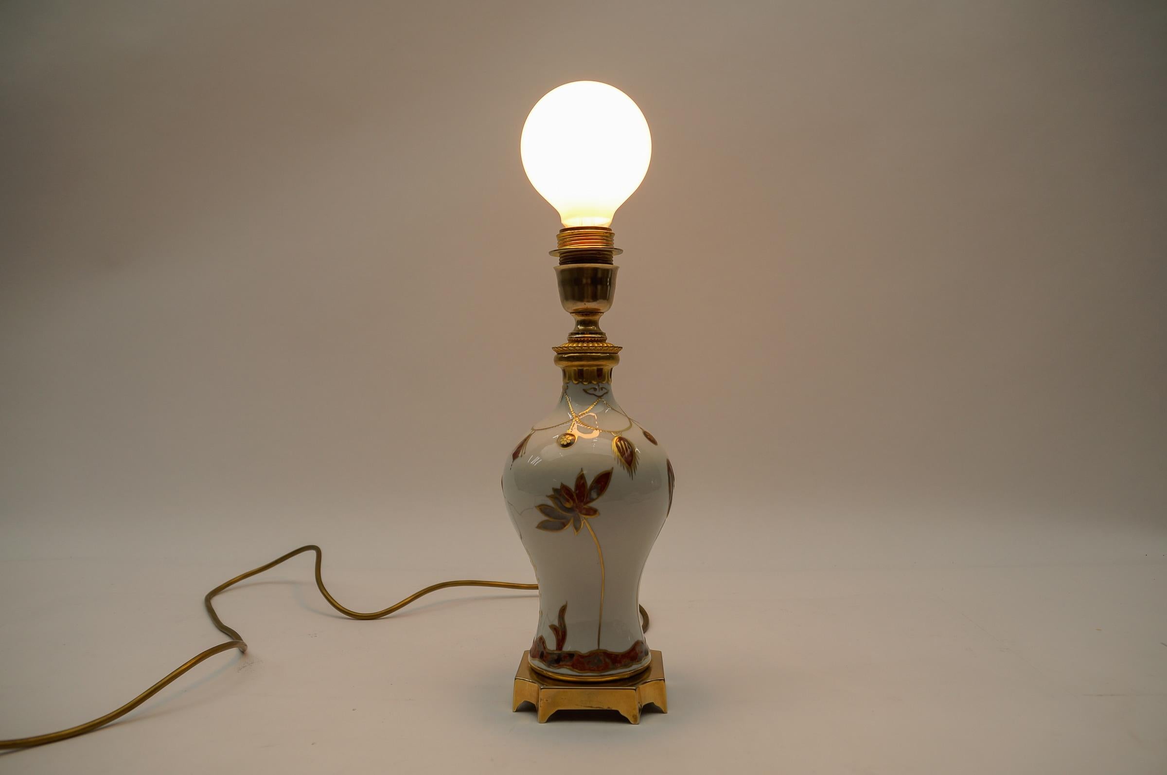 Sevres Modele et Decoration Exclusive a la Main Handmade Table Lamp Base, 1960s  In Good Condition For Sale In Nürnberg, Bayern