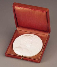 Sèvres Nicholas & Alexandra Medallion Commemorating Visit to the Factory, 1896