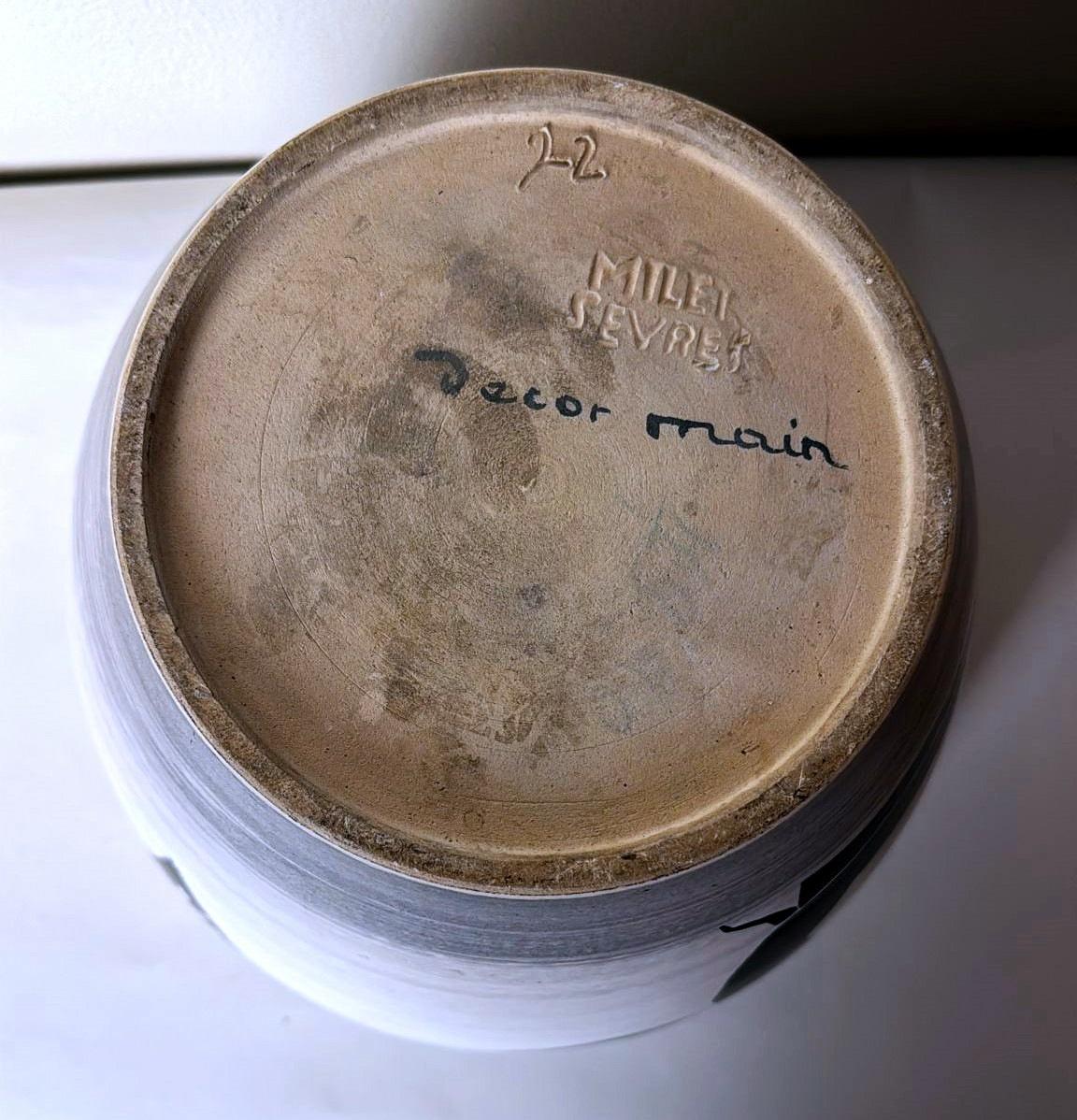 Sèvres Paul Milet  Cache-pot français moderniste en grès peint à la main en vente 8