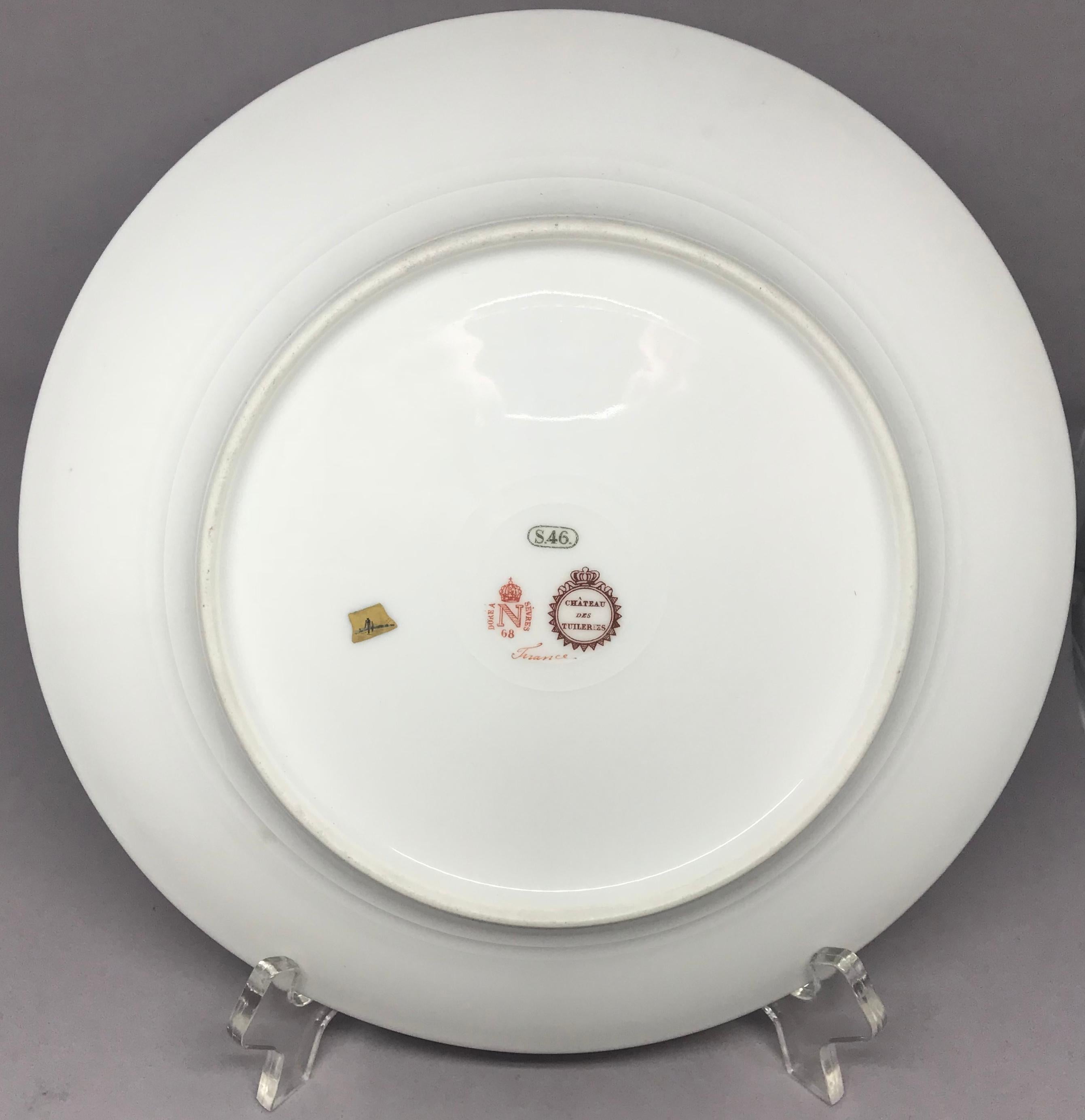 Sèvres Pink and Gilt Napoleon Plate In Good Condition In New York, NY