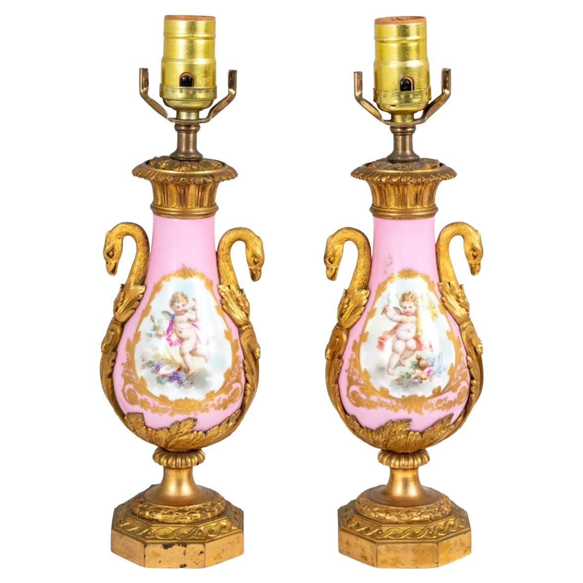 Sèvres Rosa Boden Porzellan-Lampen, Paar