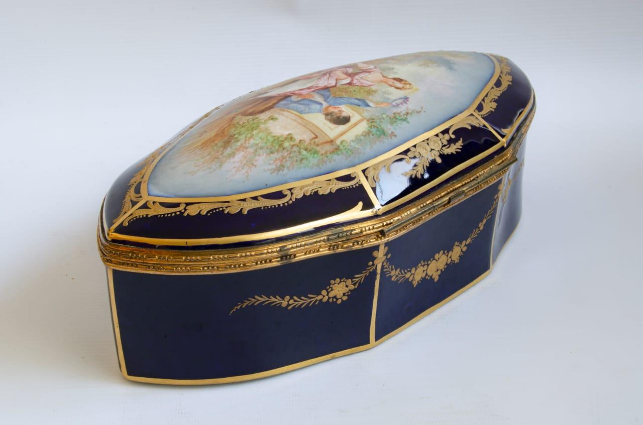 Napoleon III Sevres Porcelain Chest Romantic Scene 'Lux' For Sale