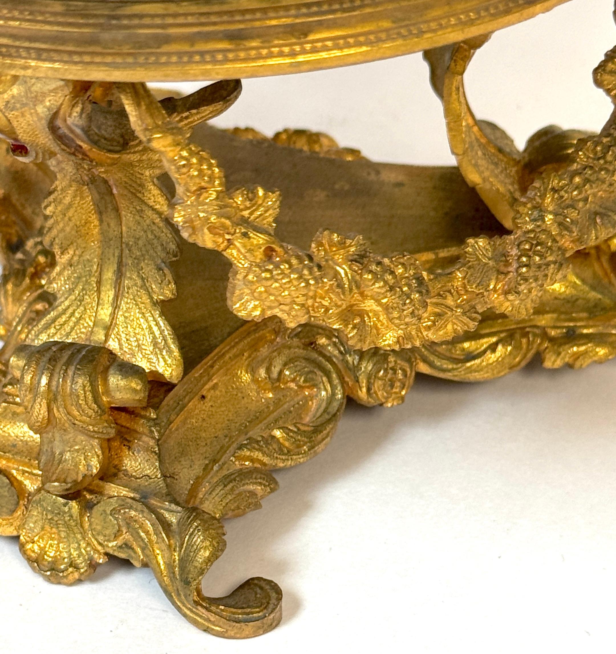 Tazza de Ormolu de porcelana de Sevres, 1838 Servicio Real de Caza del Rey Louis Philippe en venta 7