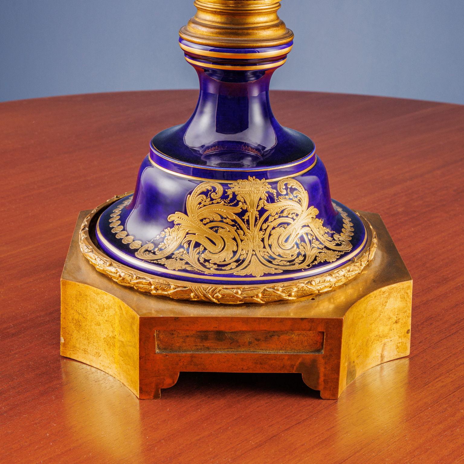 Sèvres Porcelain Vase, France, XIX Century For Sale 1