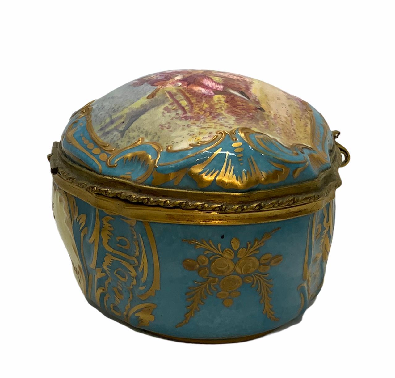imperial porcelain trinket box