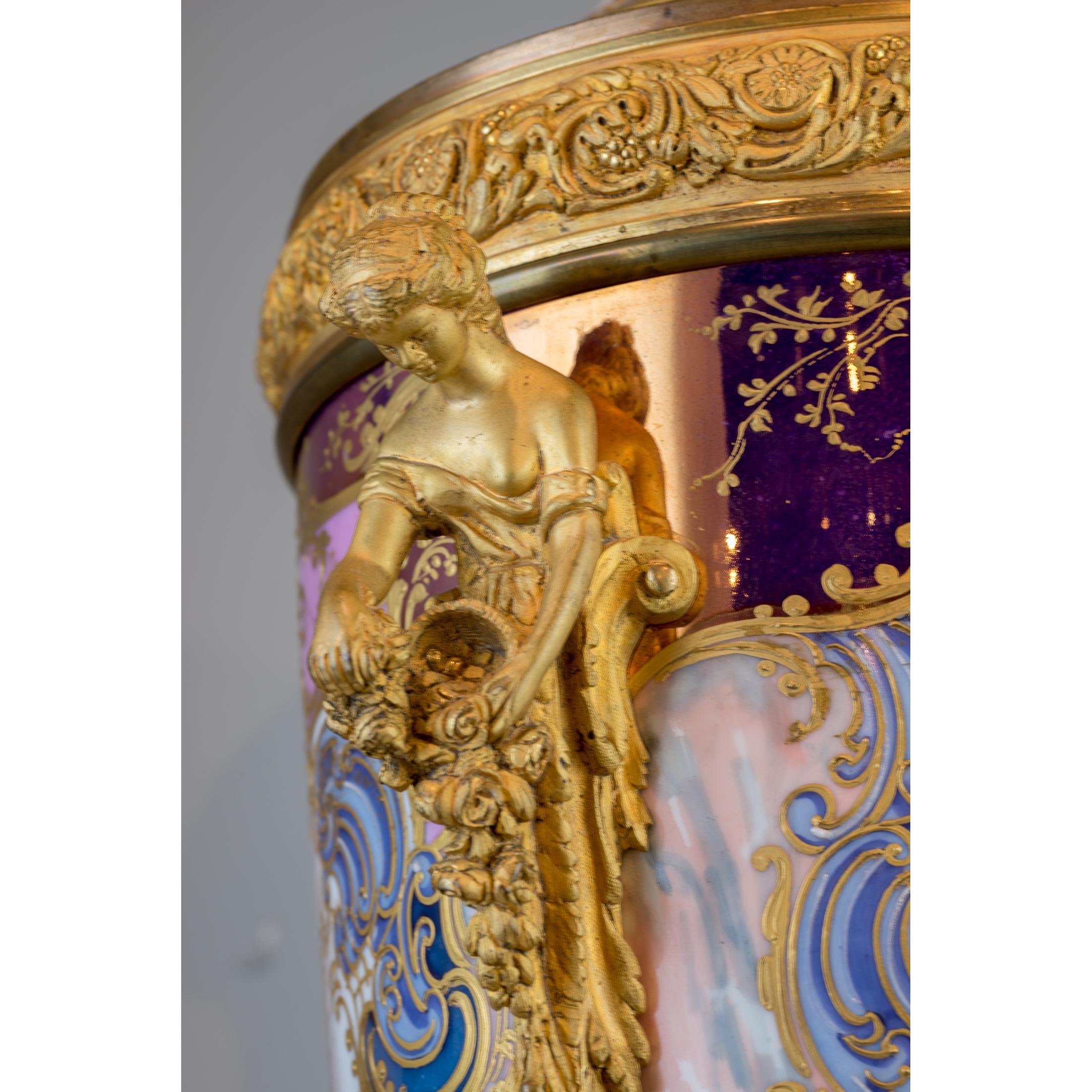 Sèvres Style Gilt Bronze Mounted Porcelain Pink Iridescent Glaze Portrait Vase  For Sale 1