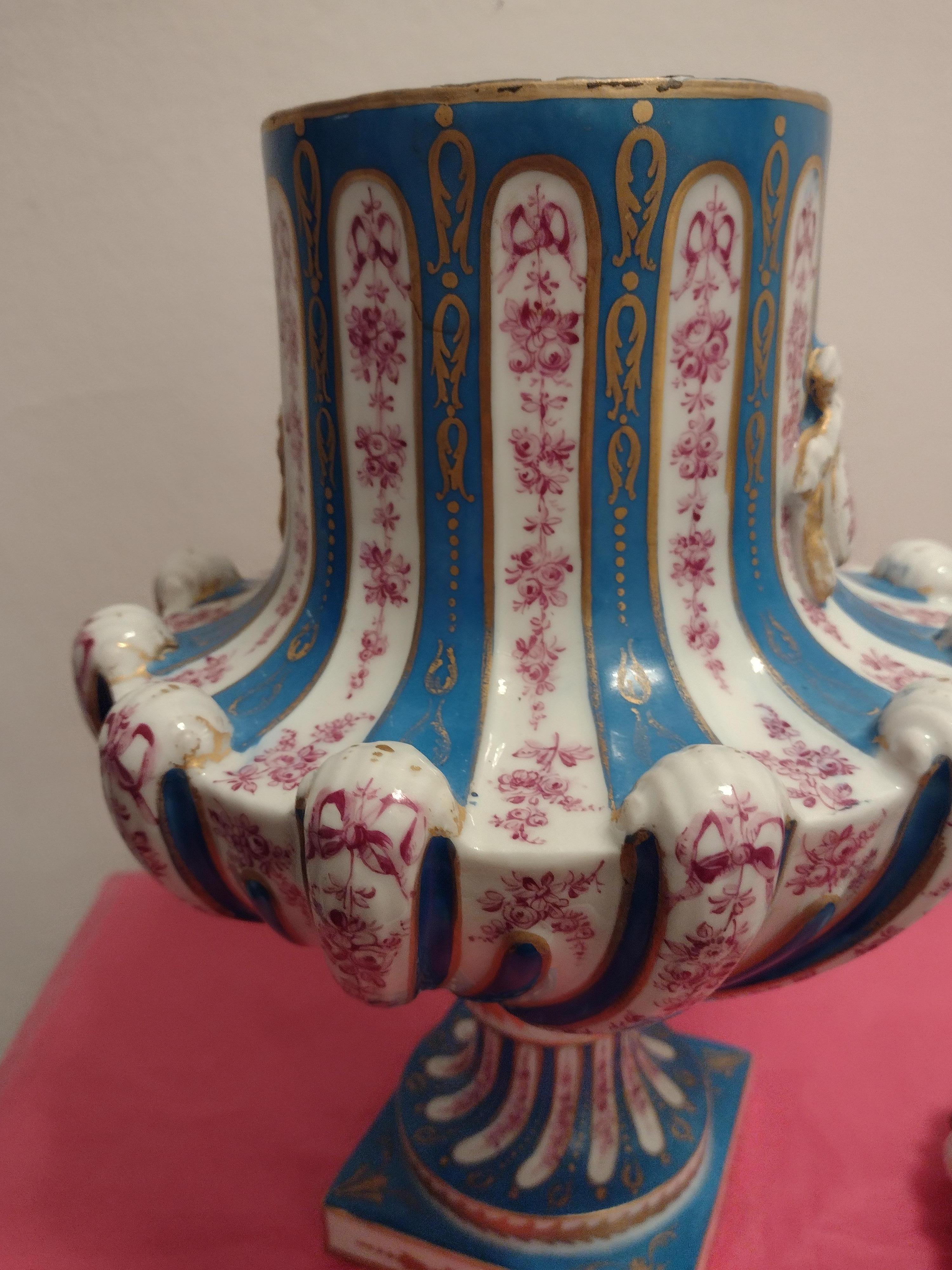 Sevres style Porcelain Vase, France Early 20th Century  For Sale 5
