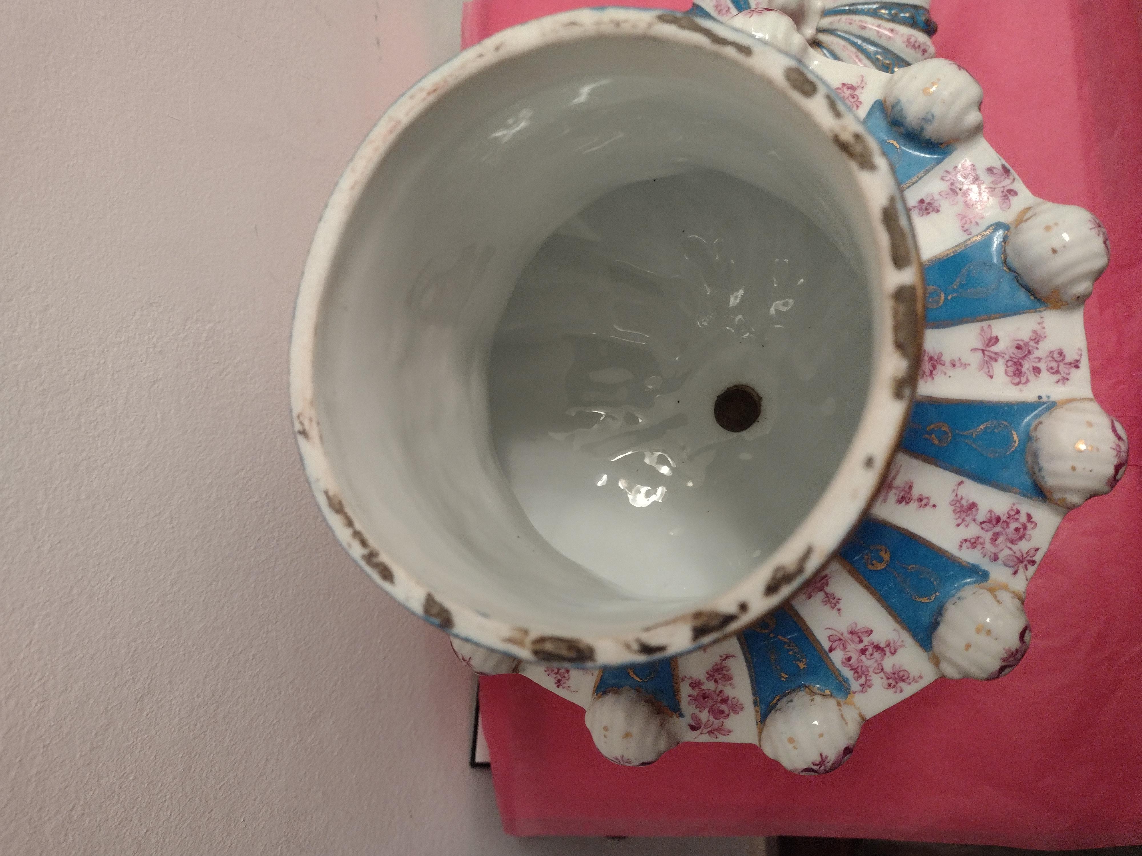 Vase en porcelaine de style Sèvres, France Début du 20e siècle  en vente 2