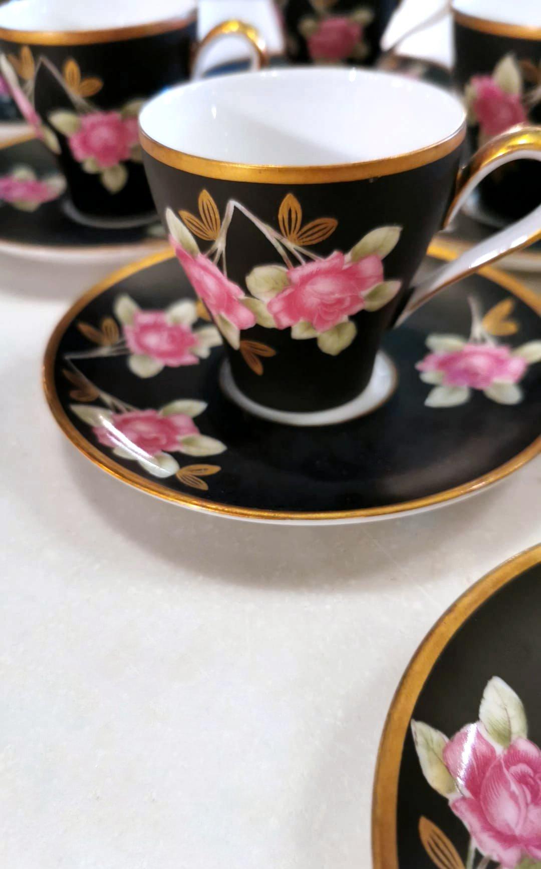 Sevres-Vincennes Vintage French Porcelain Coffee Set In Good Condition For Sale In Prato, Tuscany