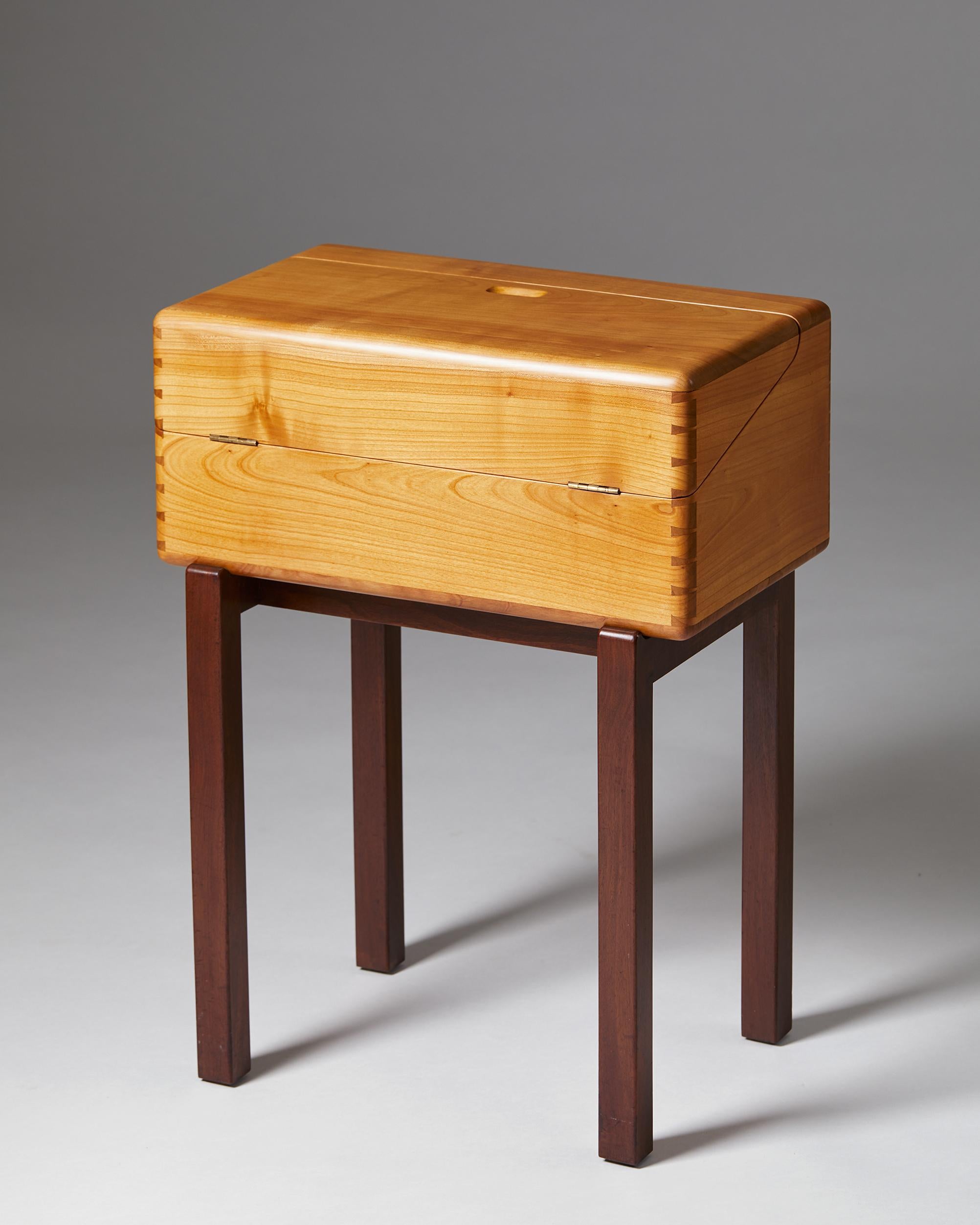 Scandinavian Modern Sewing Box Designed by Magnus L. Stephensen for Axel Søllner, Denmark, 1935