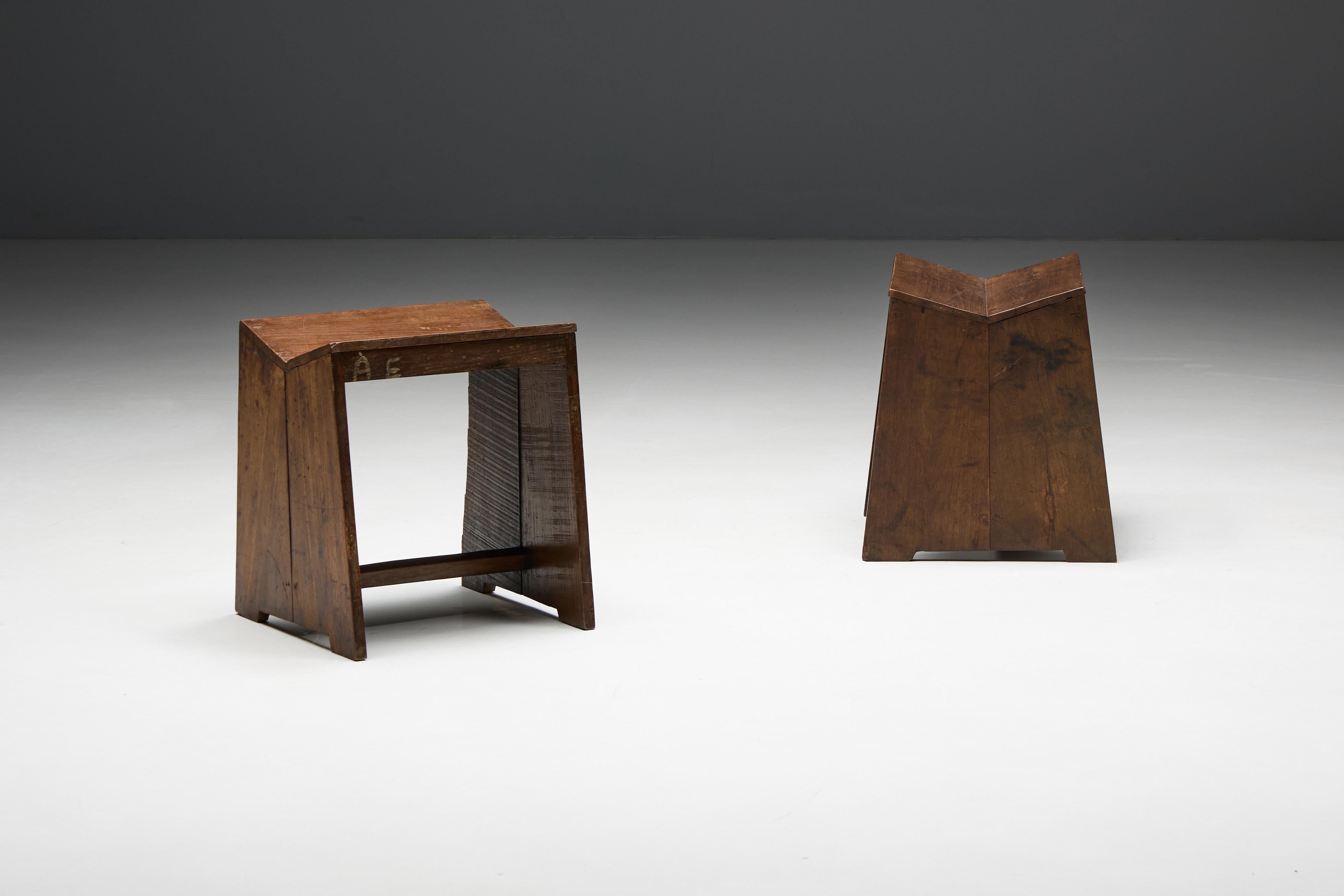 Tabourets à couture PJ-SI-68-A de Pierre Jeanneret, Inde, années 1960 en vente 5