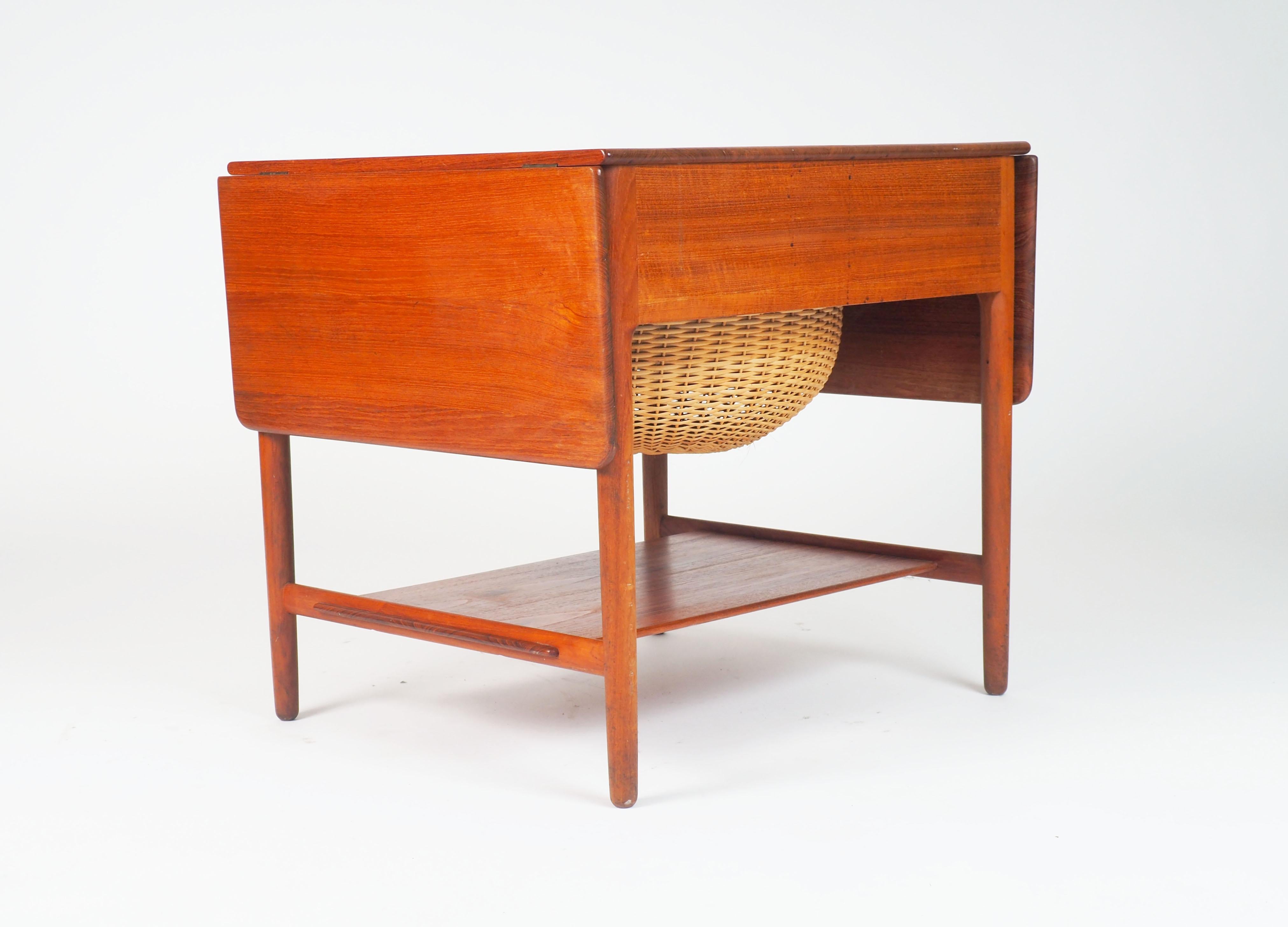 Mid-20th Century Sewing Table AT-33 by Hans J Wegner Made by Andreas Tuck, Denmark For Sale