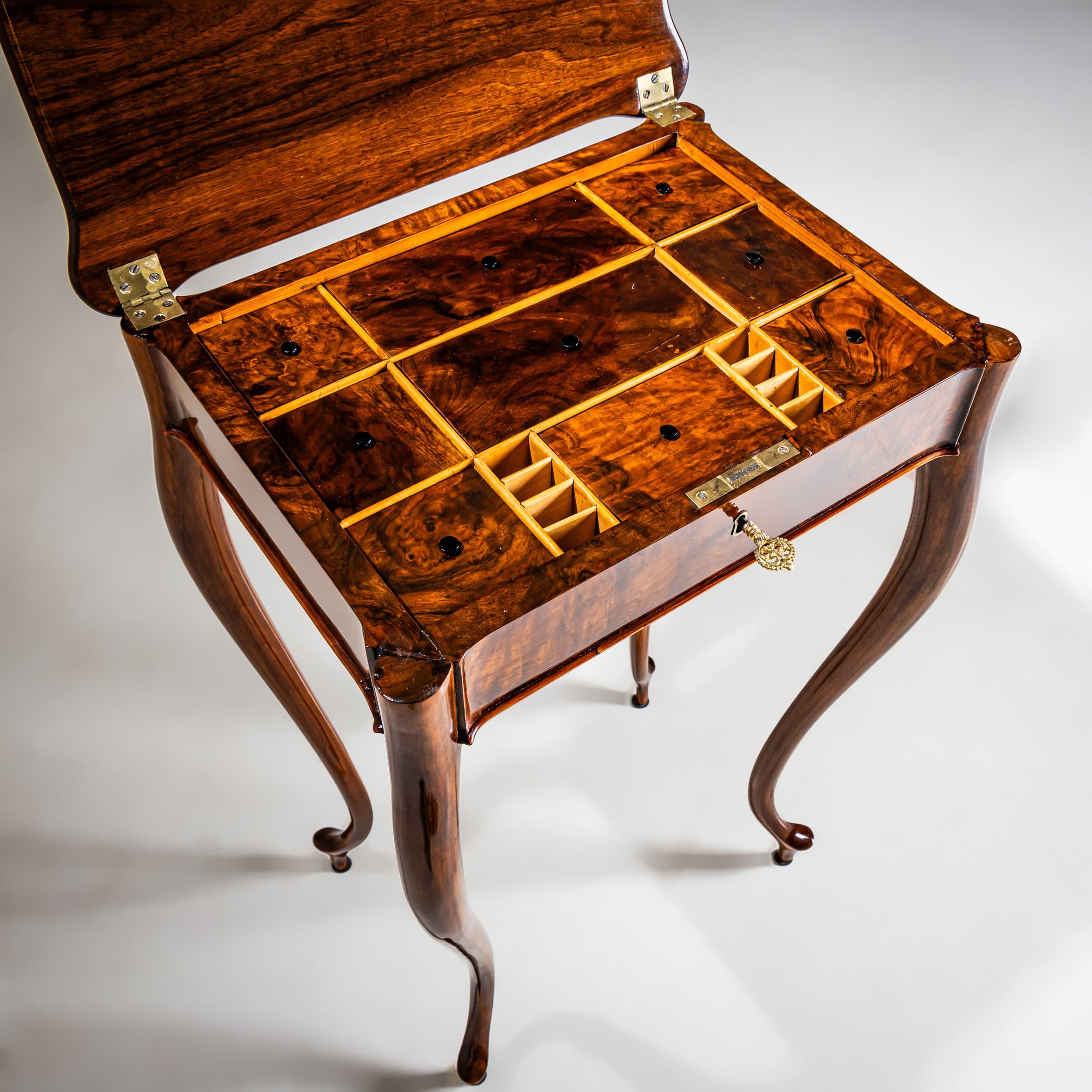 Sewing Table, Late 19th Century For Sale 2