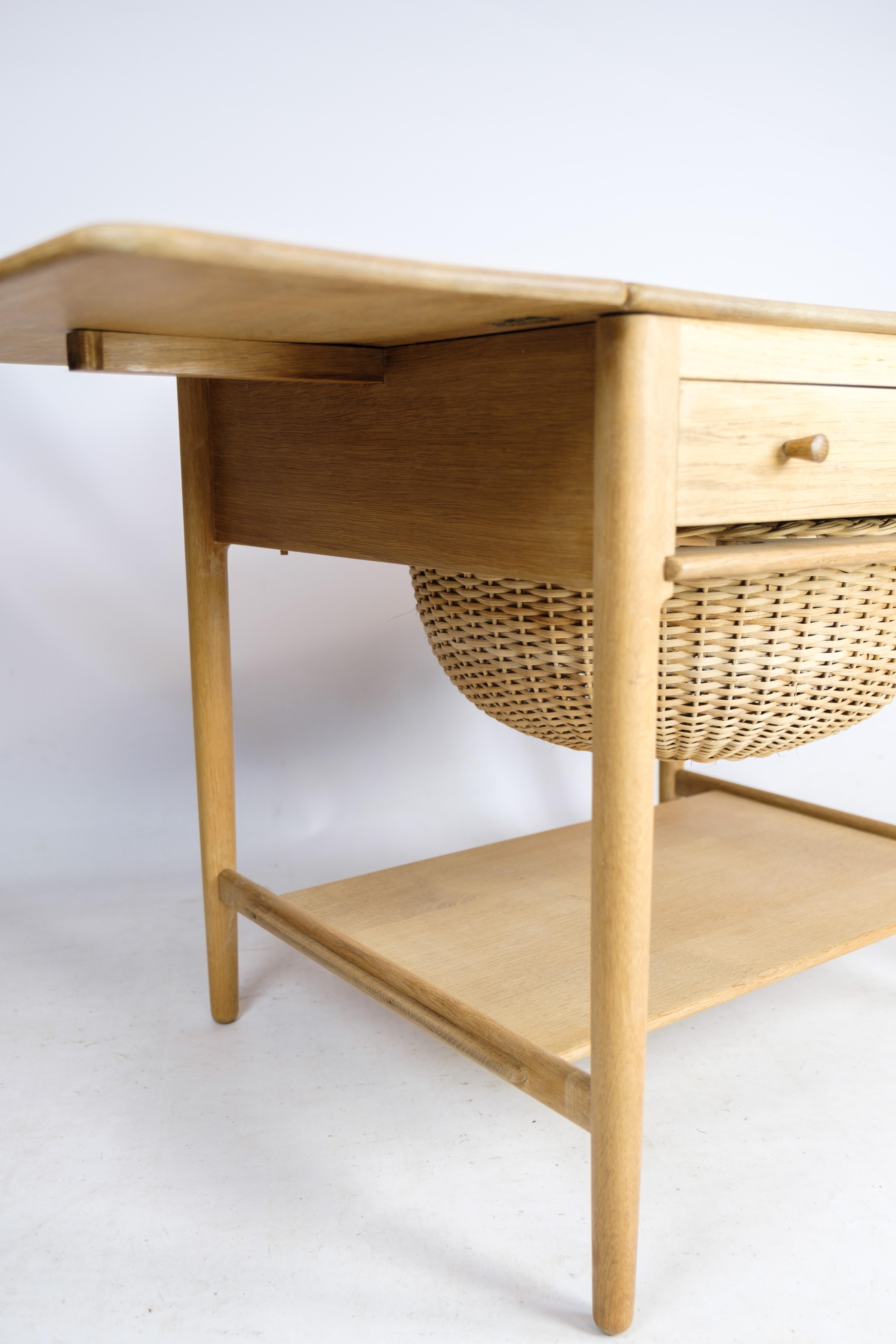 Sewing Table, Oak, Hans J. Wegner, 1960 3
