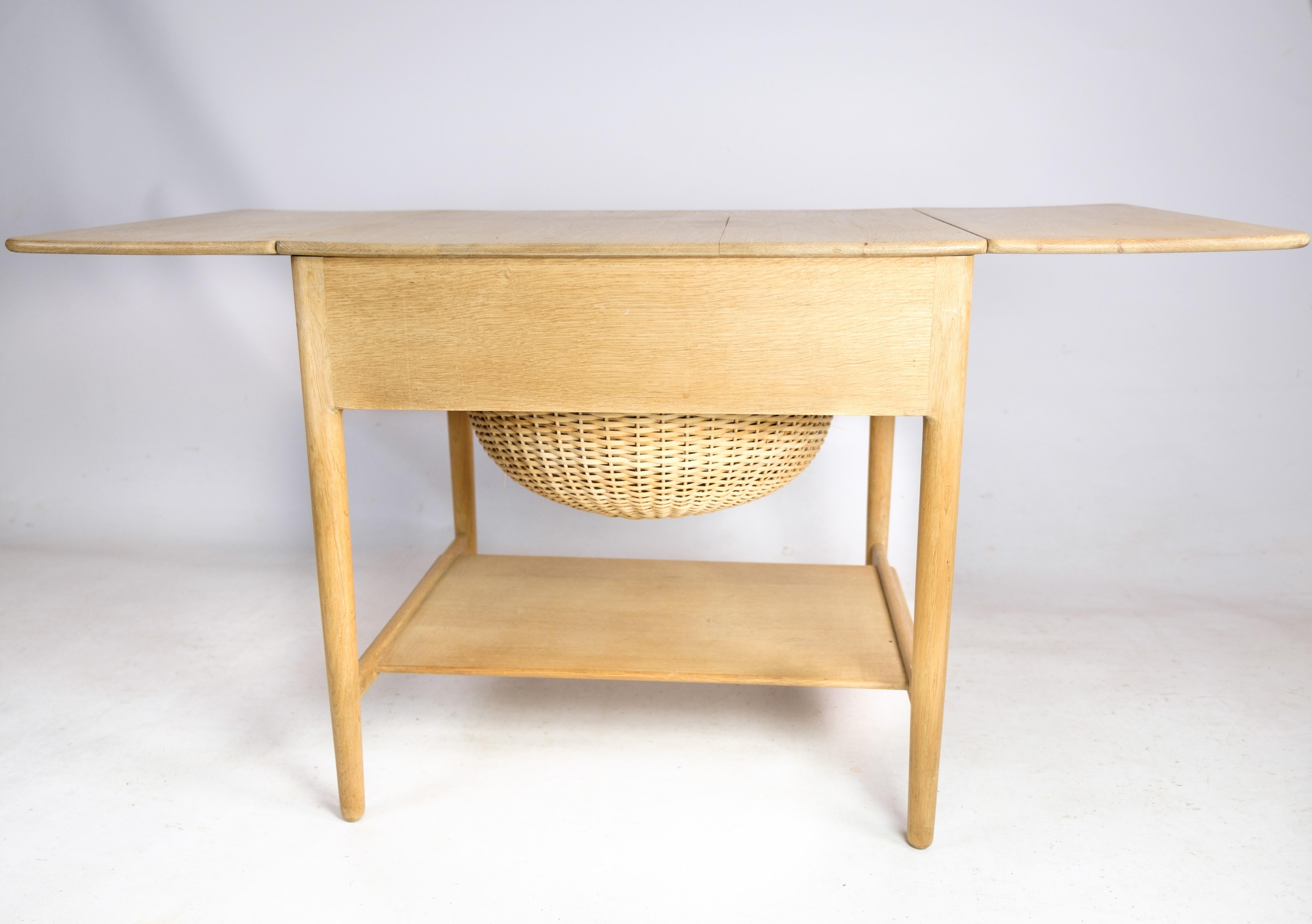 Sewing Table, Oak, Hans J. Wegner, 1960 4