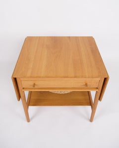 Mesa De Costura Con Estante Modelo AT-33 En Roble Tratada Con Jabón By Hans J. Wegner