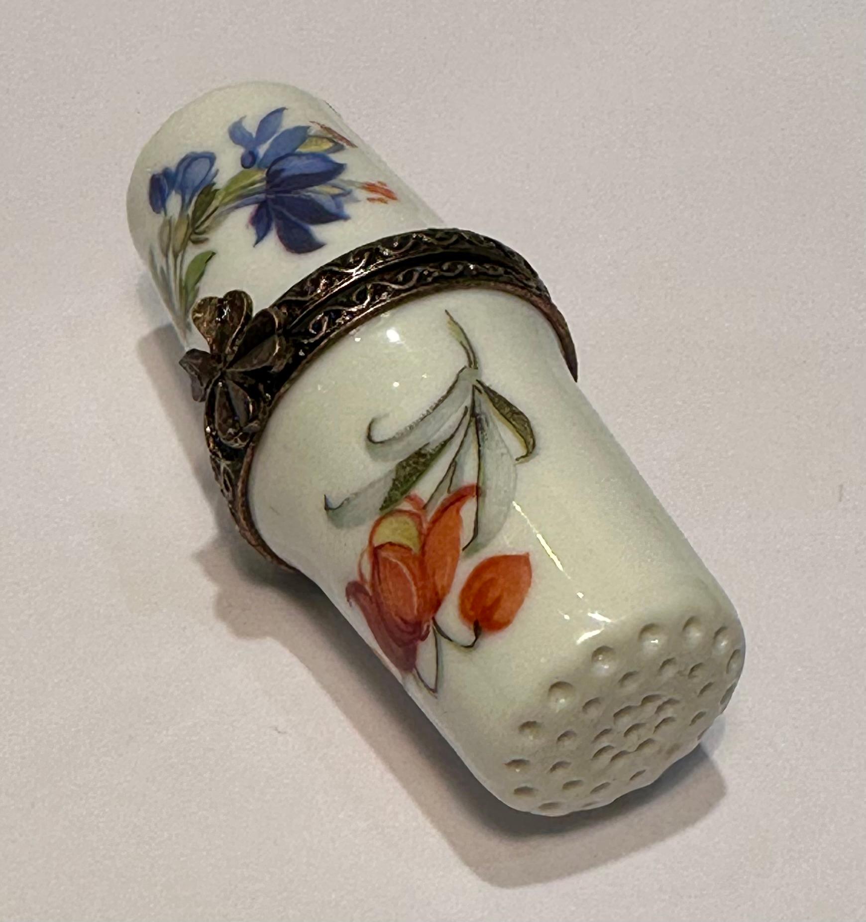 Sewing Theme Limoges France Floral Motif Porcelain Double Thimbles or Needle Box For Sale 1